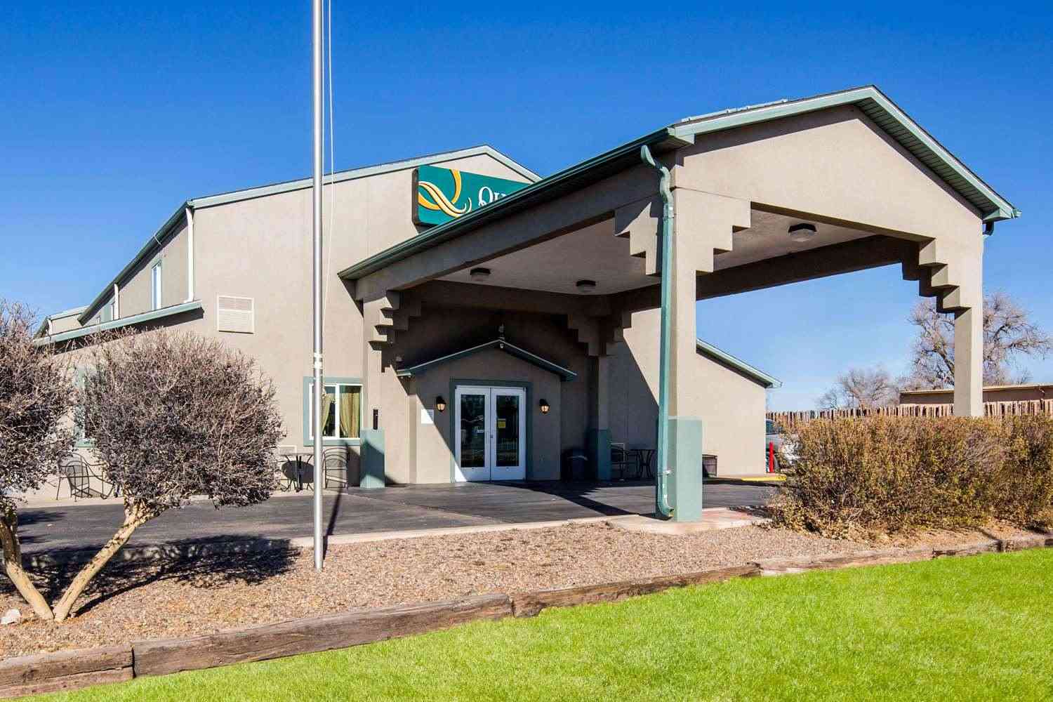 Quality Inn Moriarty в Albuquerque, NM