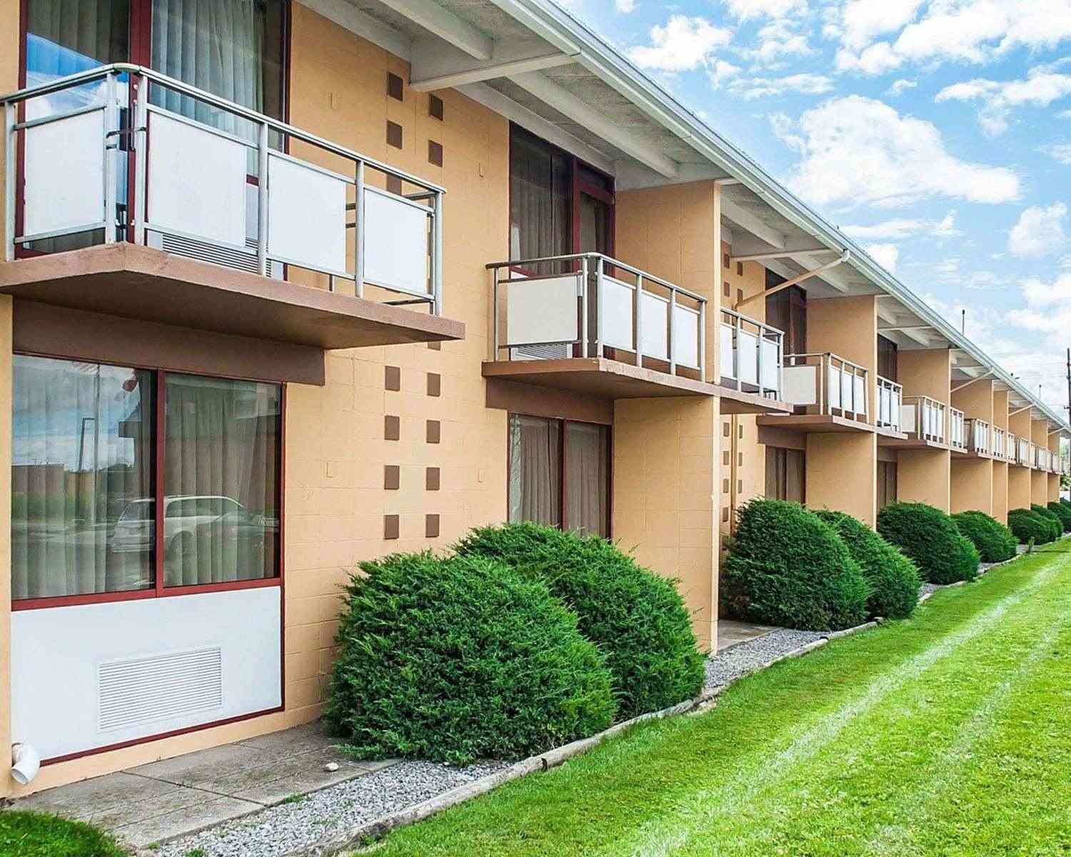 Quality Inn Airport в Buffalo, NY