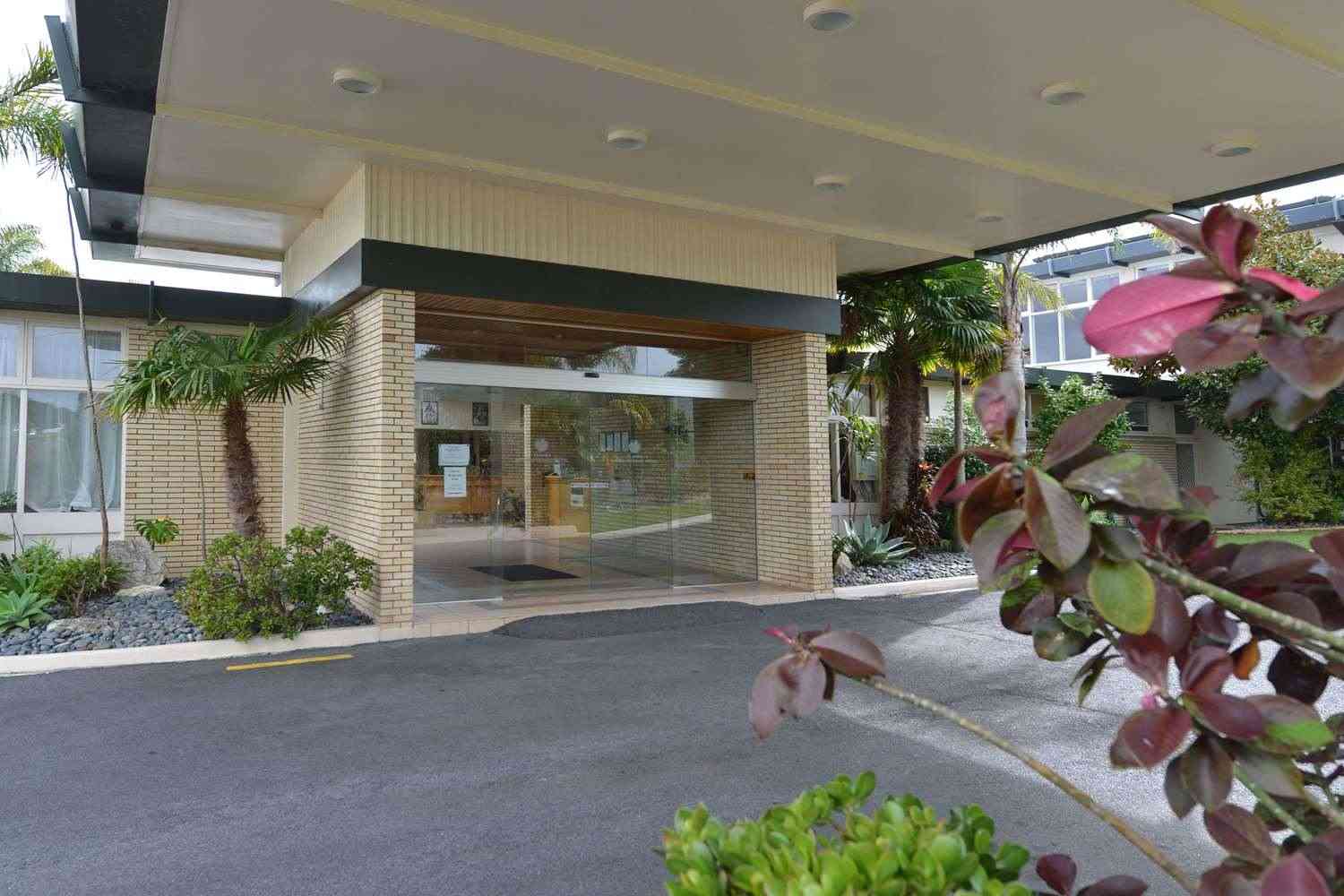 Comfort Hotel Flames Whangarei в Onerahi, NZ