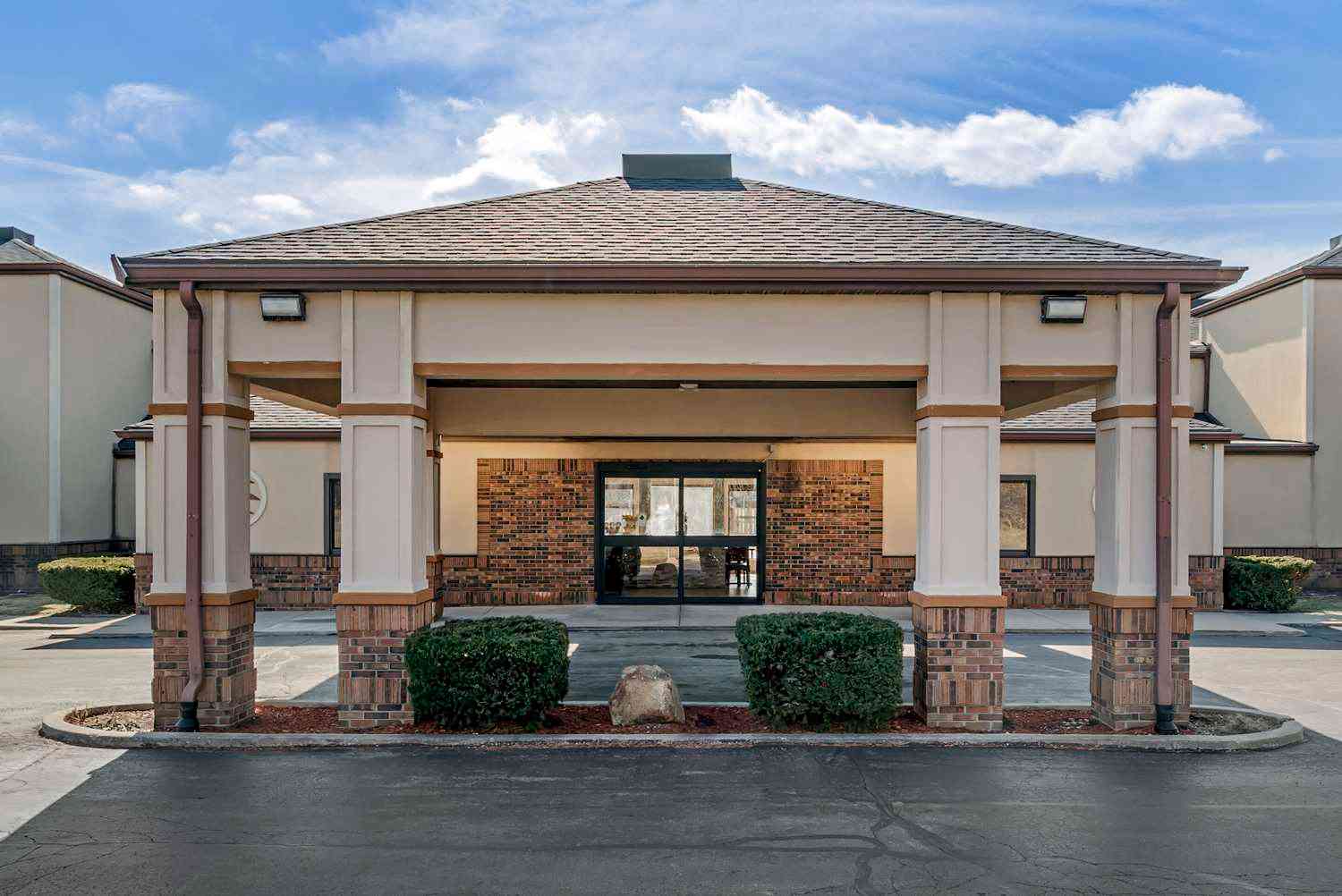 Oregon, OH 的 Comfort Inn East