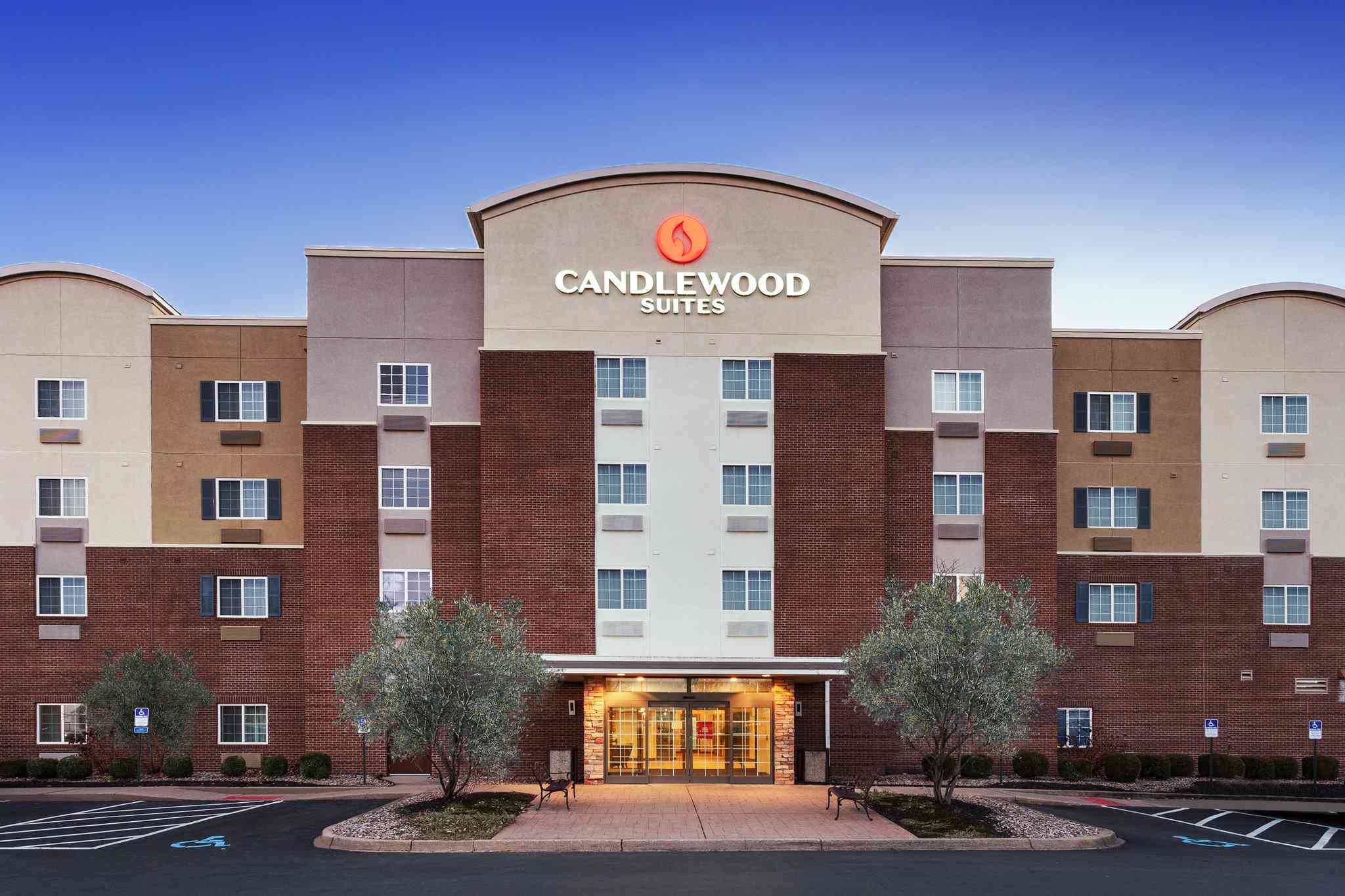 クラークスビル, INにおけるCandlewood Suites Louisville North 