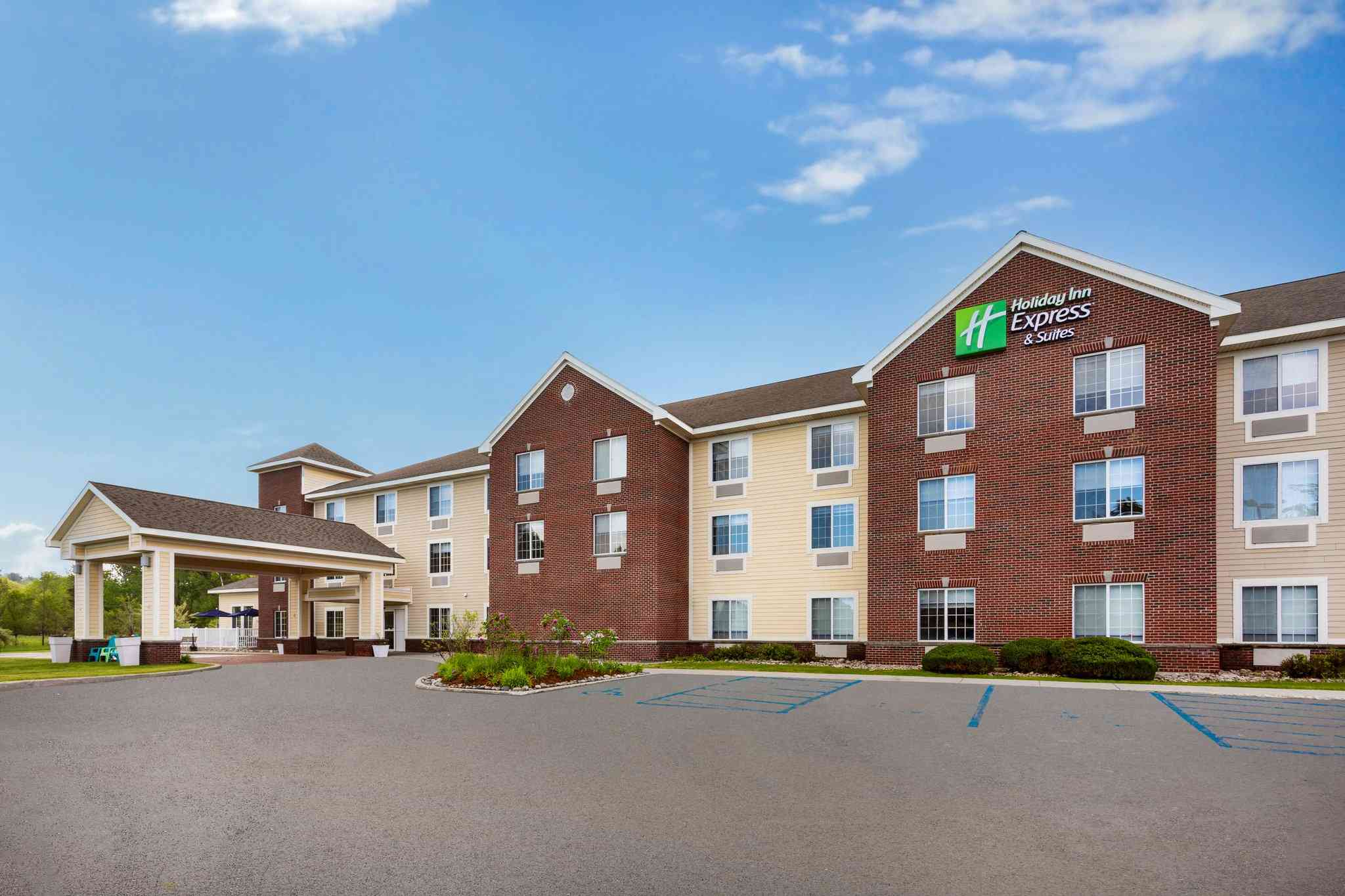 Holiday Inn Express Hotel & Suites Acme Traverse City, Traverse Şehri, MI