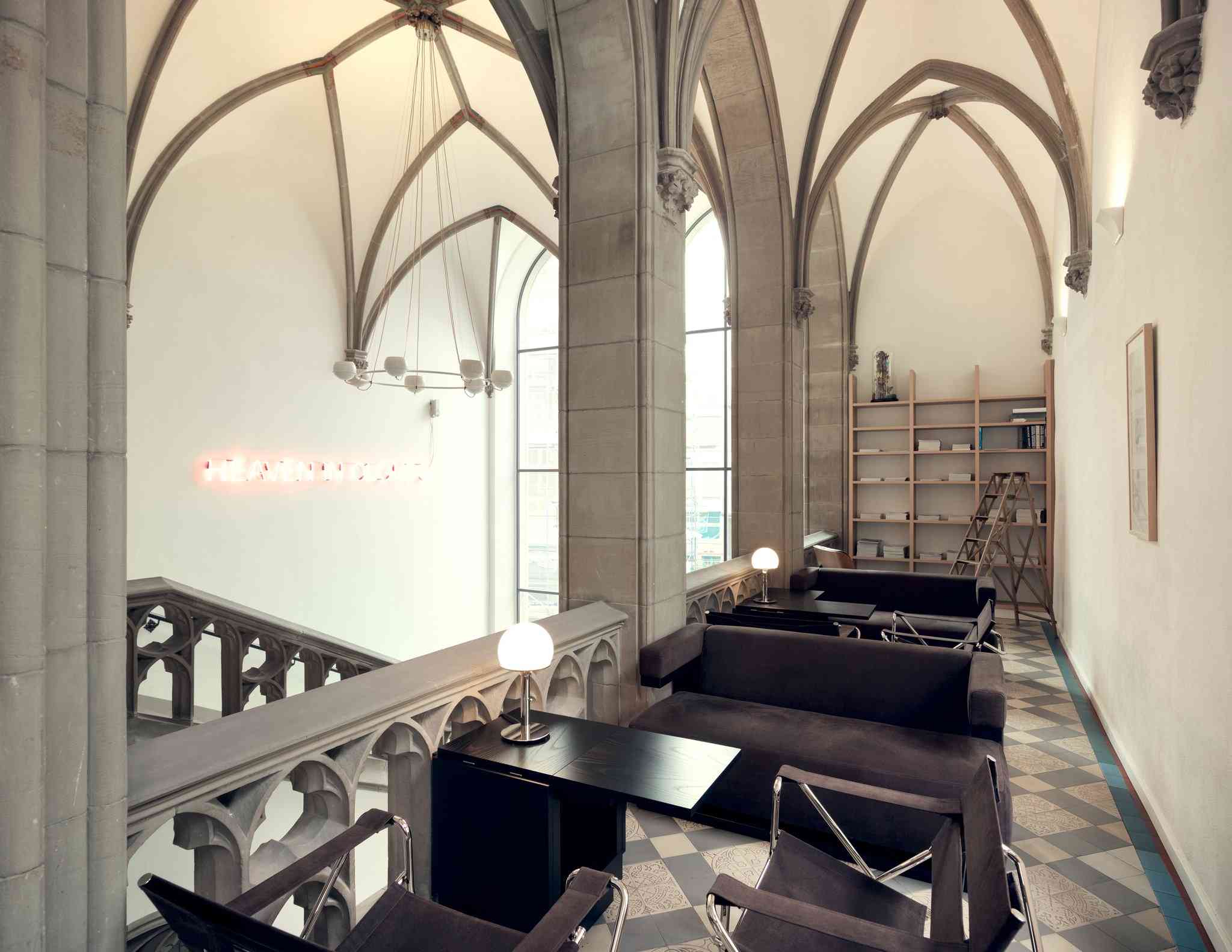 Cologne, DE 的 THE QVEST hideaway