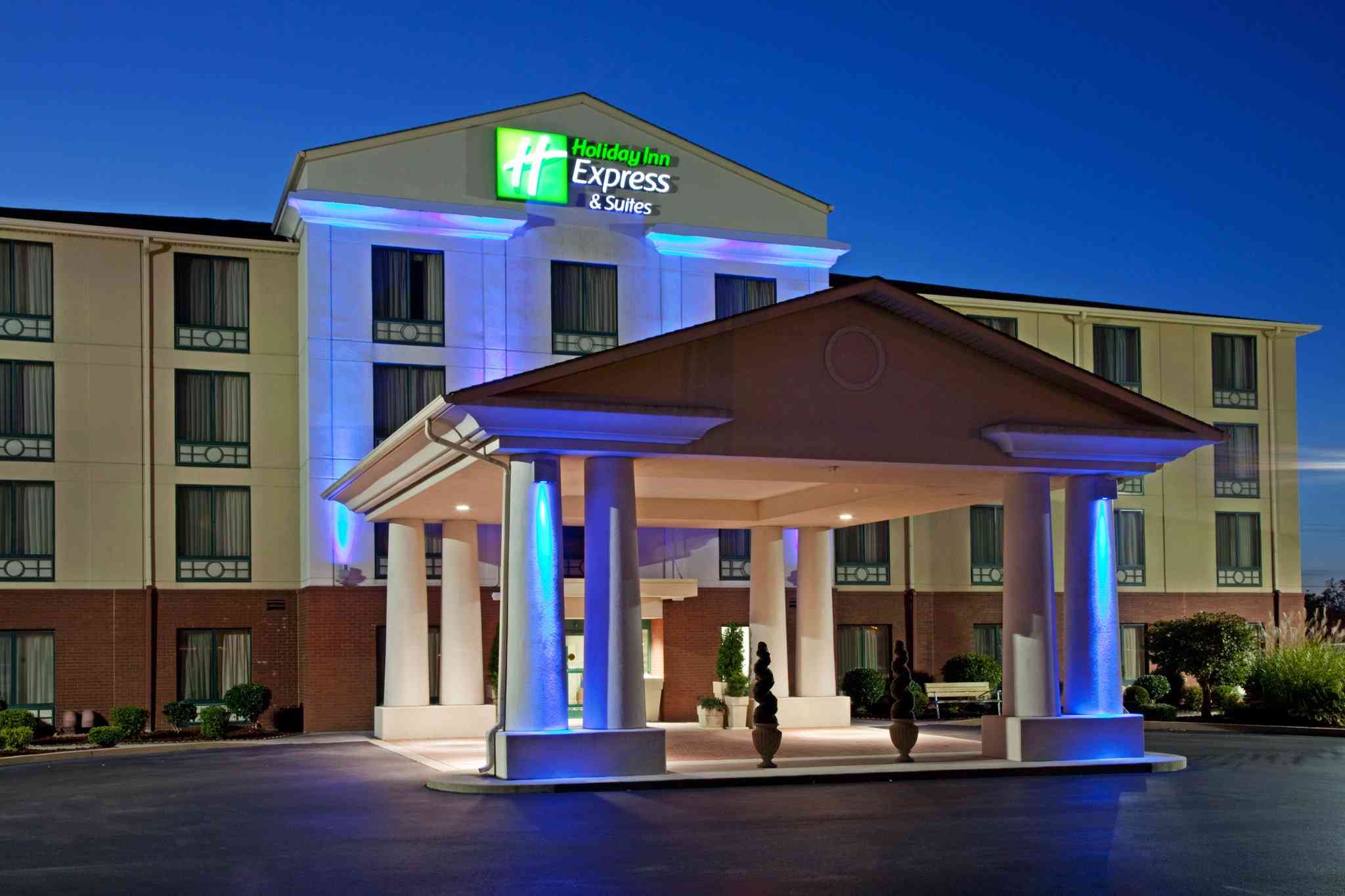 Holiday Inn Express Hotel & Suites Murray in เมอร์เรย์, KY