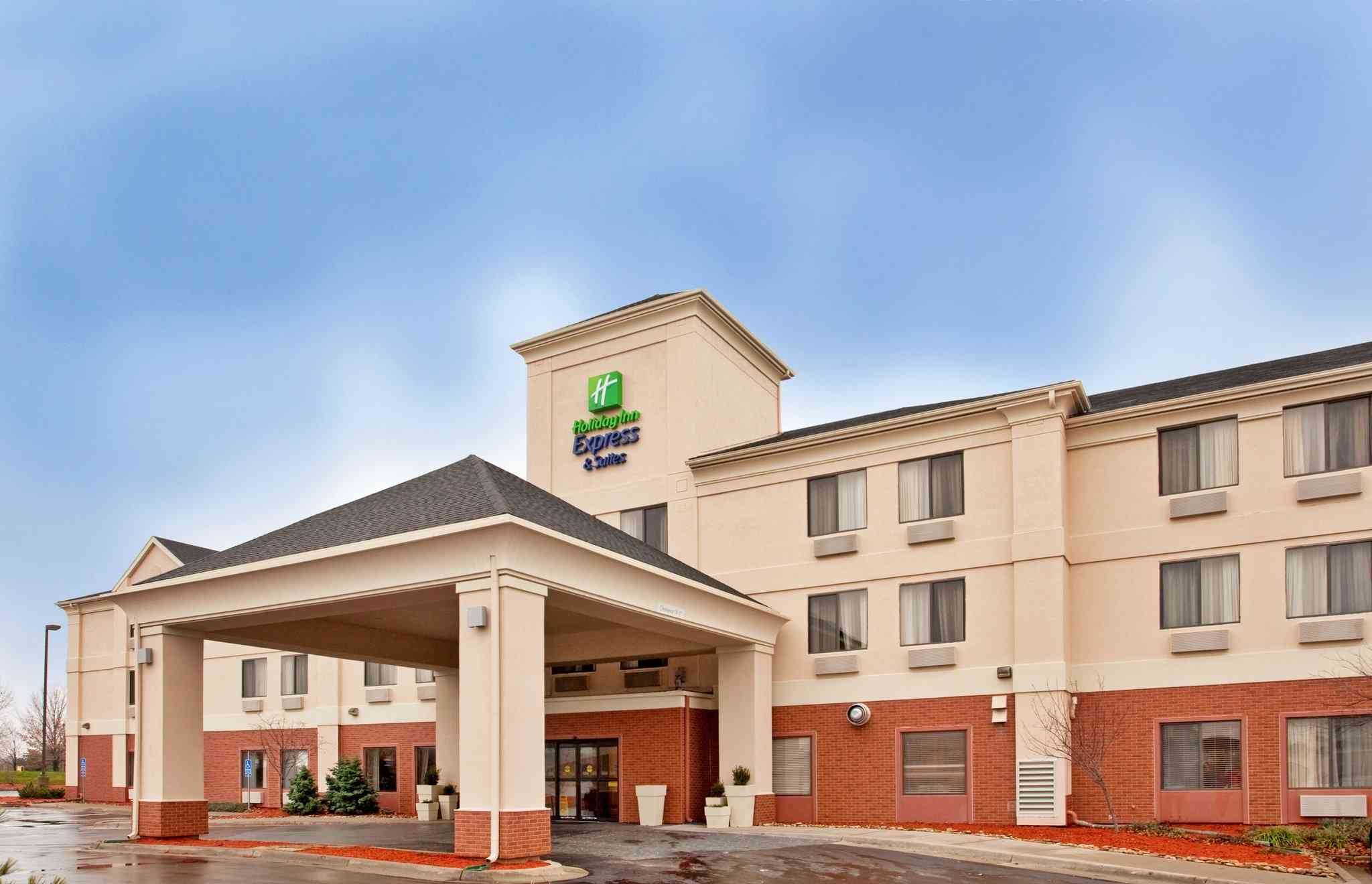 Holiday Inn Express & Suites Kansas City-Liberty (Hwy 152), Kansas Şehri, MO