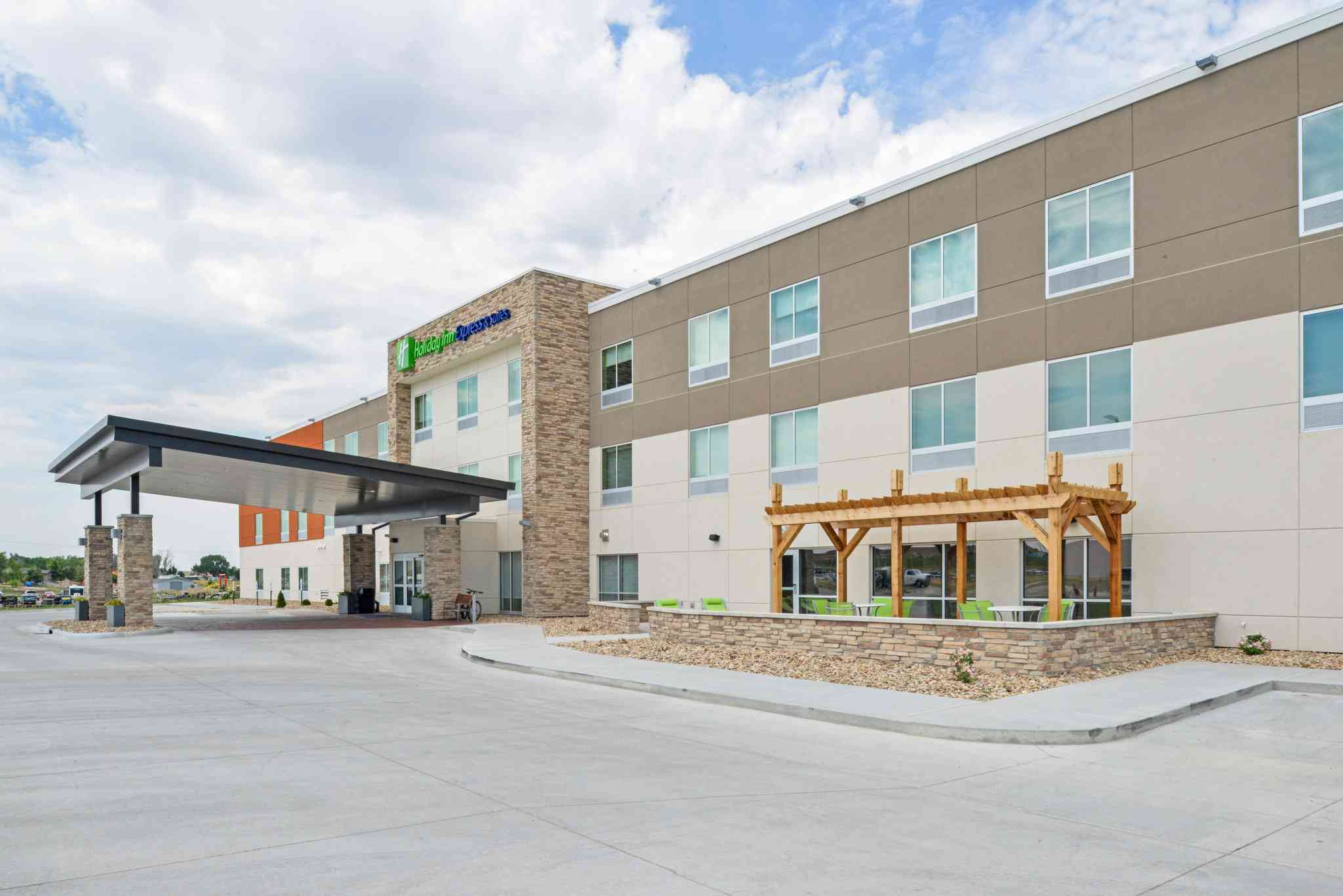 채드론, NE의 Holiday Inn Express  and Suites Chadron