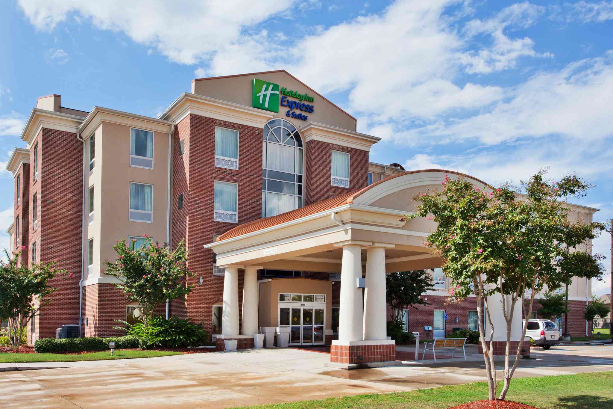 Holiday Inn Express Hotel & Suites Baton Rouge East в Батон-Руж, LA