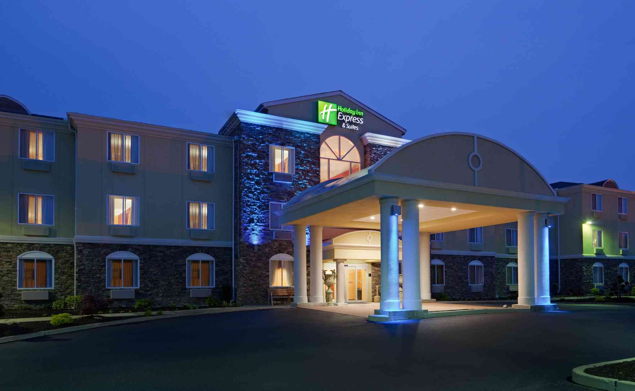 Holiday Inn Express Hotel & Suites Swansea a Swansea, MA
