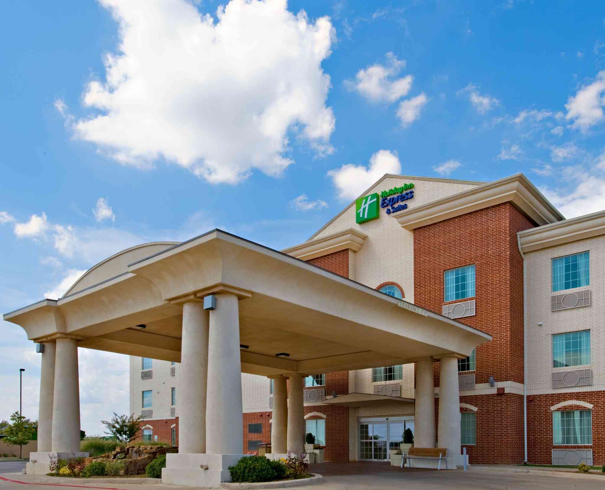 Holiday Inn Express Hotel & Suites Levelland in Levelland, TX