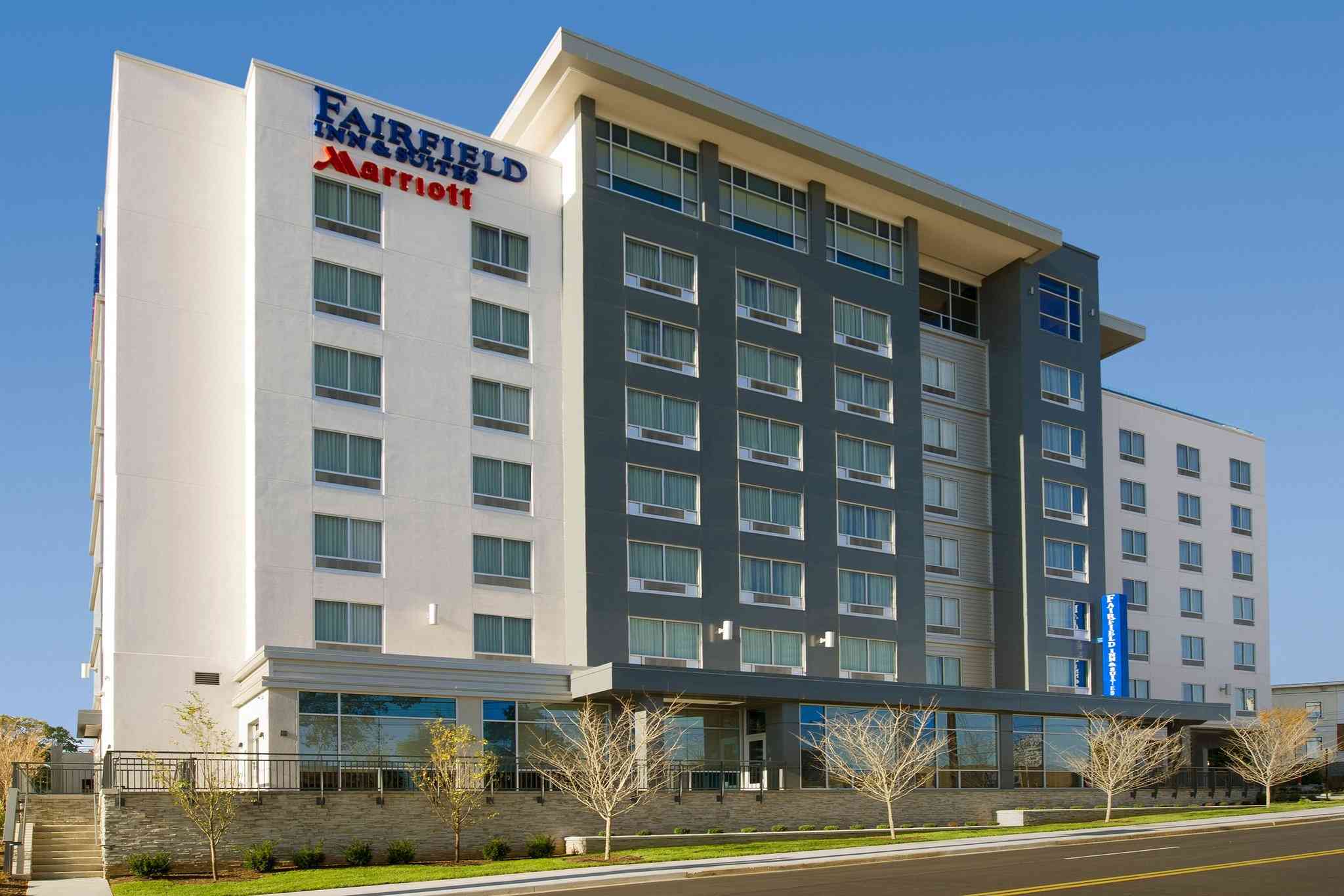 Fairfield by Marriott Inn & Suites Nashville Downtown/The Gulch в Nashville, TN