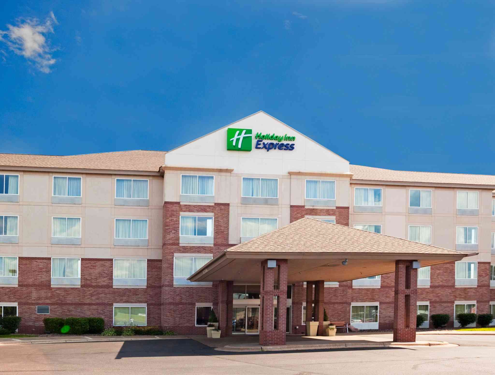 Holiday Inn Express Hotel & Suites St. Croix Valley в Водопад Санта-Крус, WI