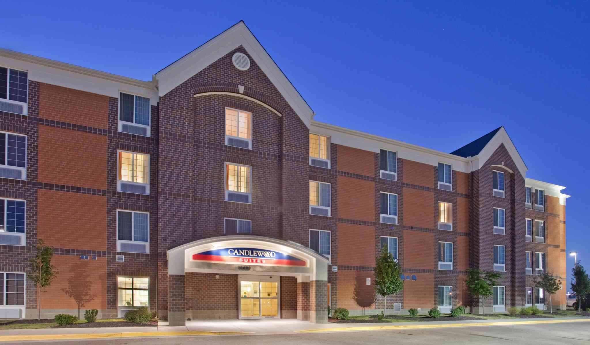 Candlewood Suites Olathe in โอลาเท, KS