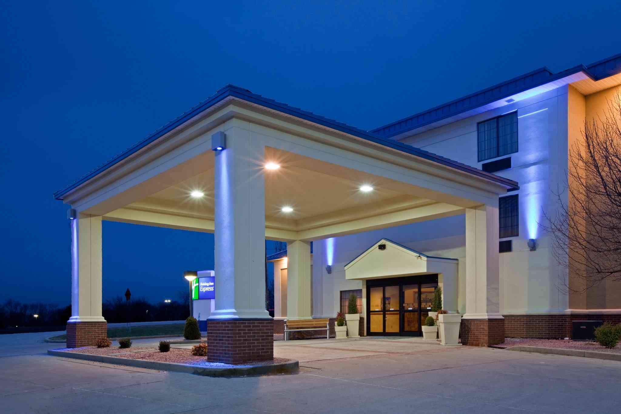 Holiday Inn Express Hotel Washington, Washington, IN