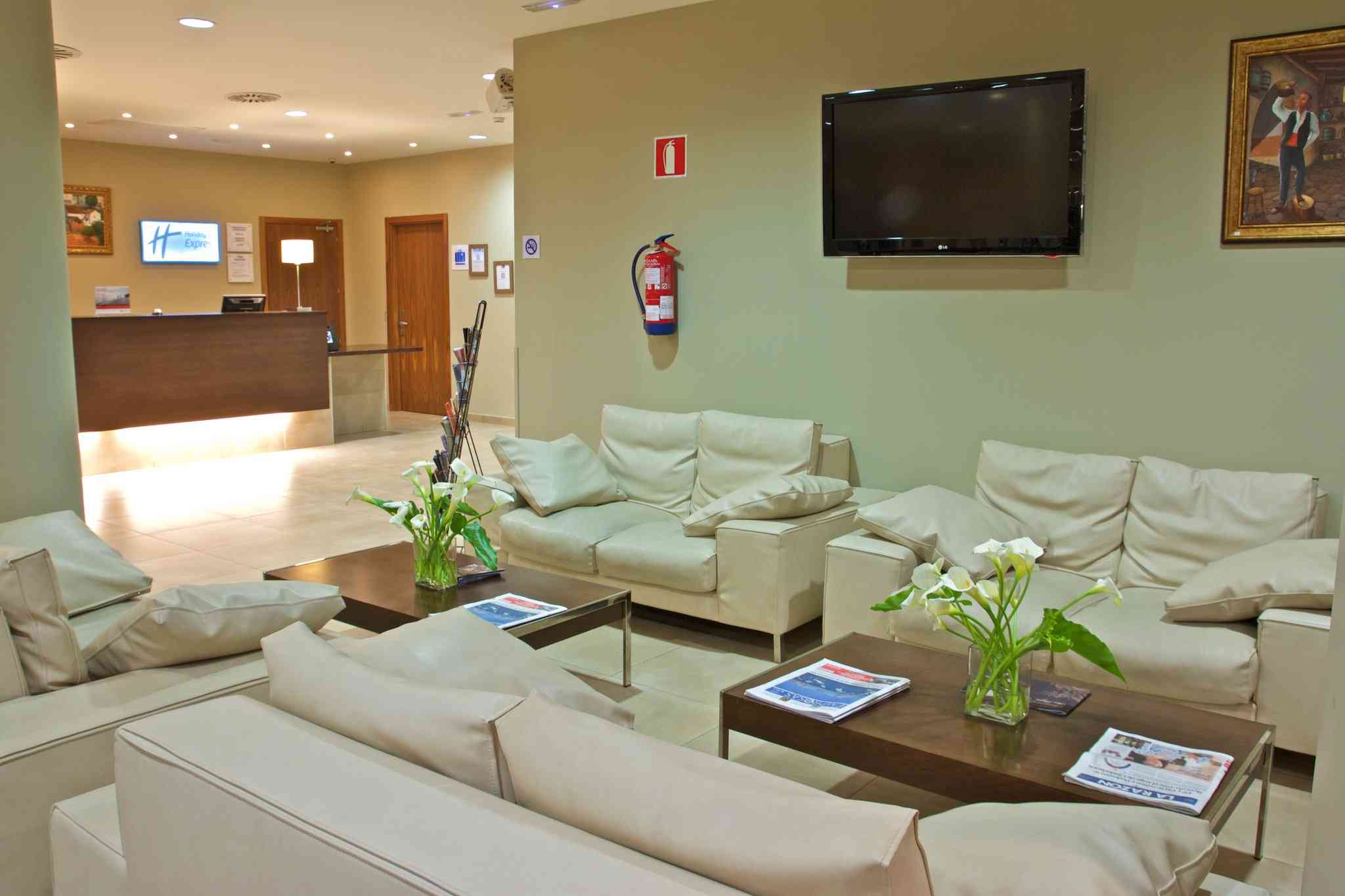 洛斯巴里奥斯, ES 的 Holiday Inn Express - Algeciras