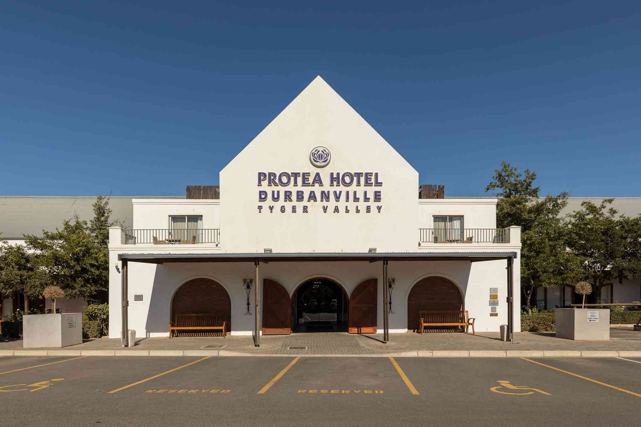 Protea Hotel Cape Town Durbanville в Tyger Valley, ZA