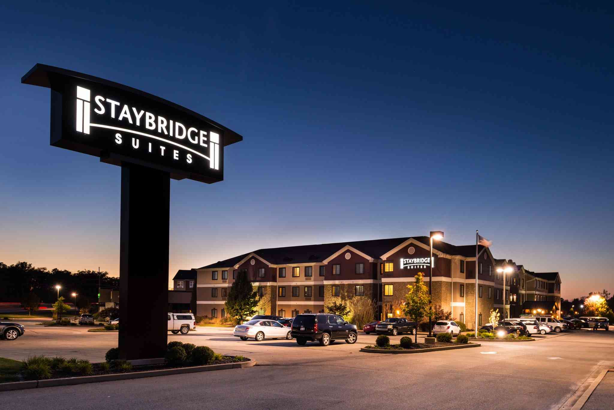 Staybridge Suites OFallon Chesterfield en O'Fallon, MO