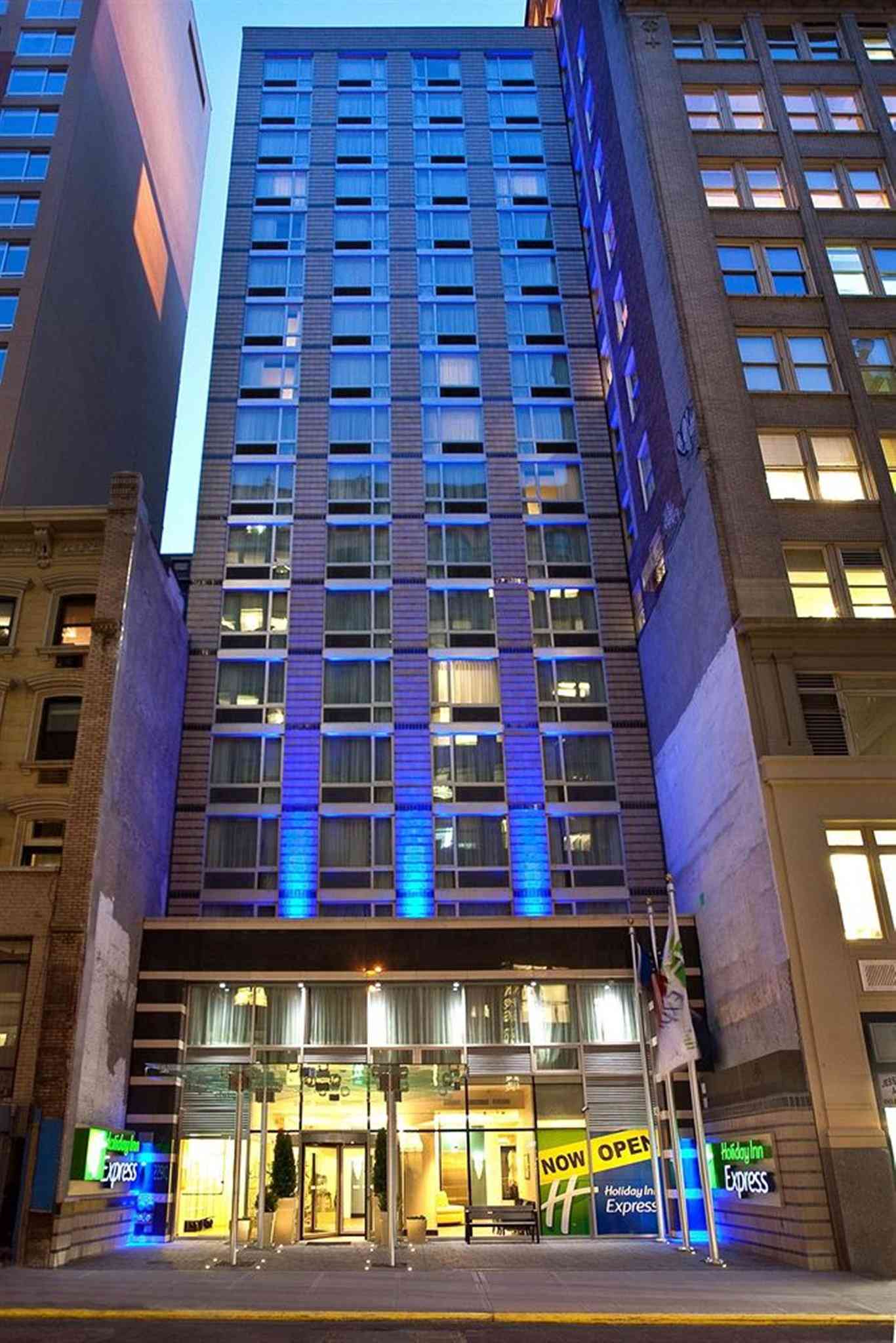 Holiday Inn Express Manhattan Times Square South в Нью-Йорк, NY