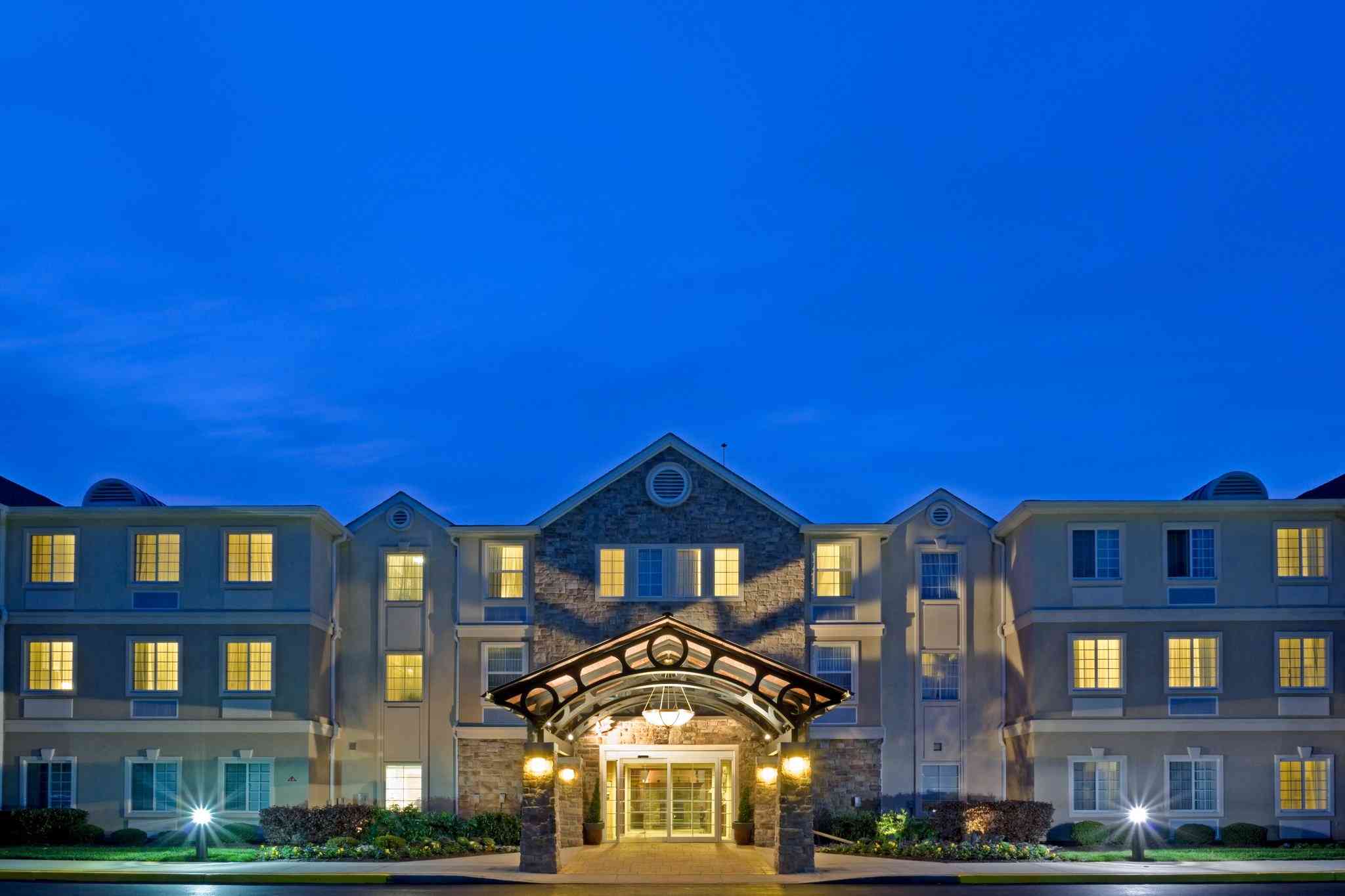 Staybridge Suites Philadelphia-Mt. Laurel i Mt. Lagerblad, NJ
