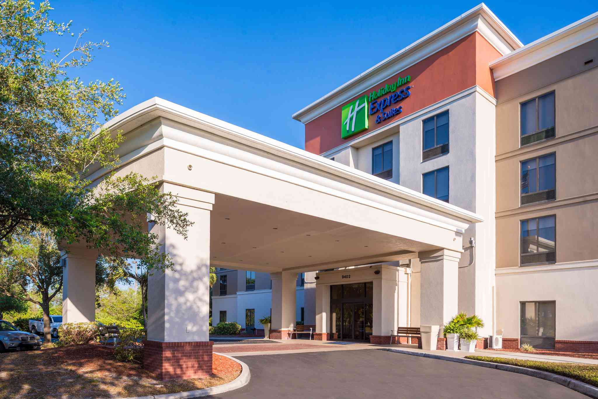 Holiday Inn Express & Suites Tampa-Anderson Rd/Veterans Exp a Tampa, FL