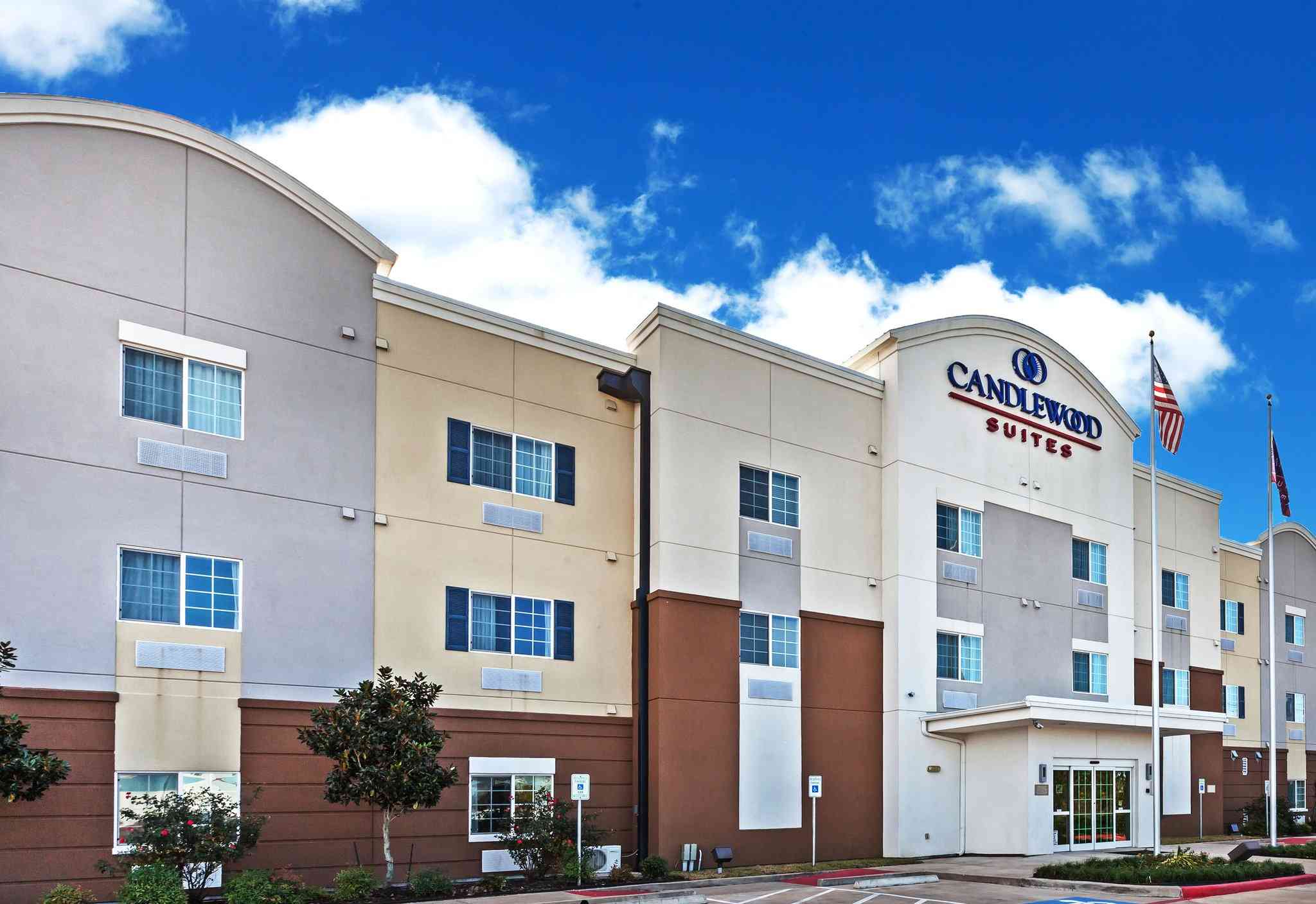 Candlewood Suites Baytown в Бейтаун, TX