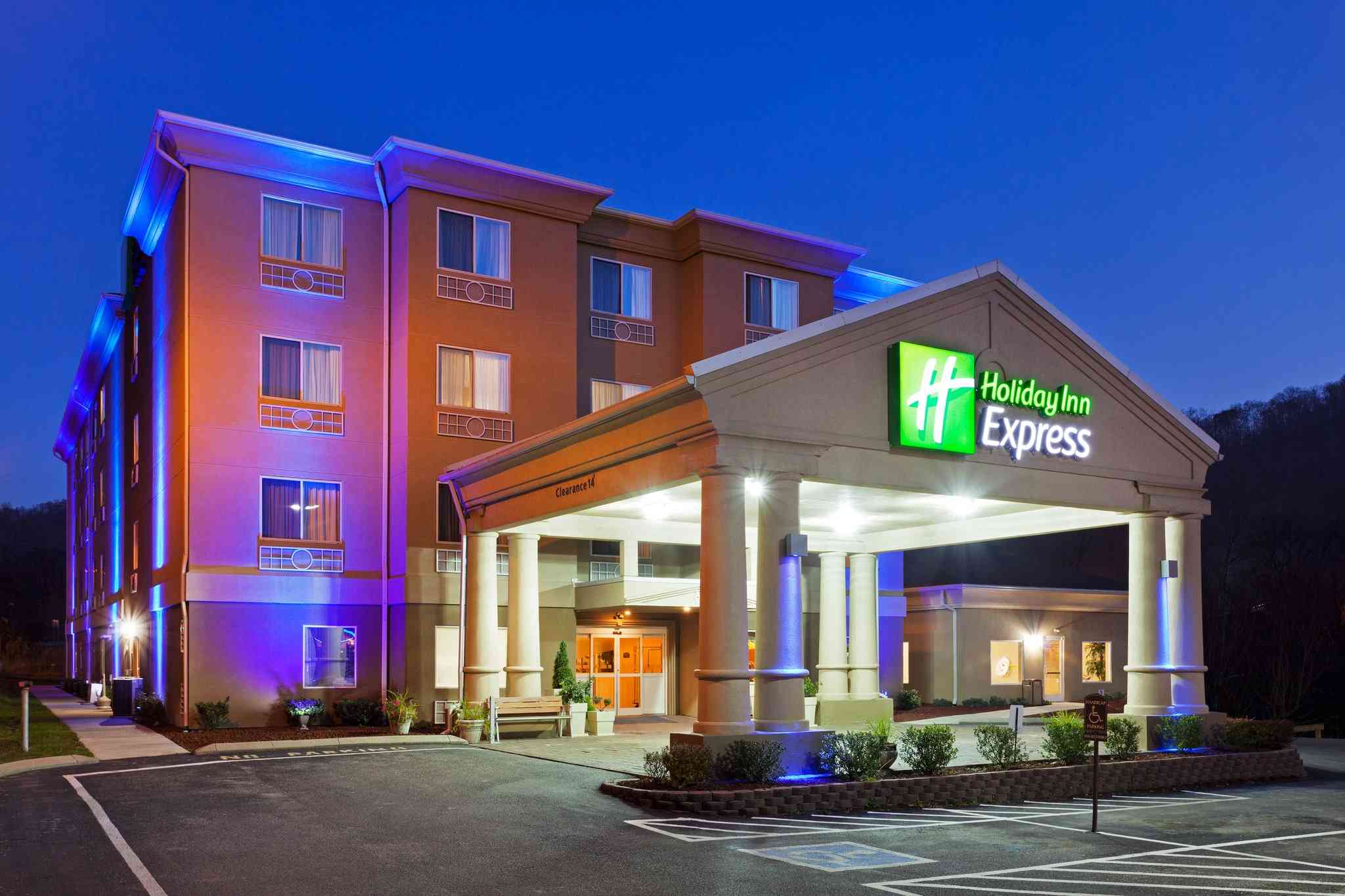 Holiday Inn Express Hotel & Suites Pikeville, Pikeville, KY