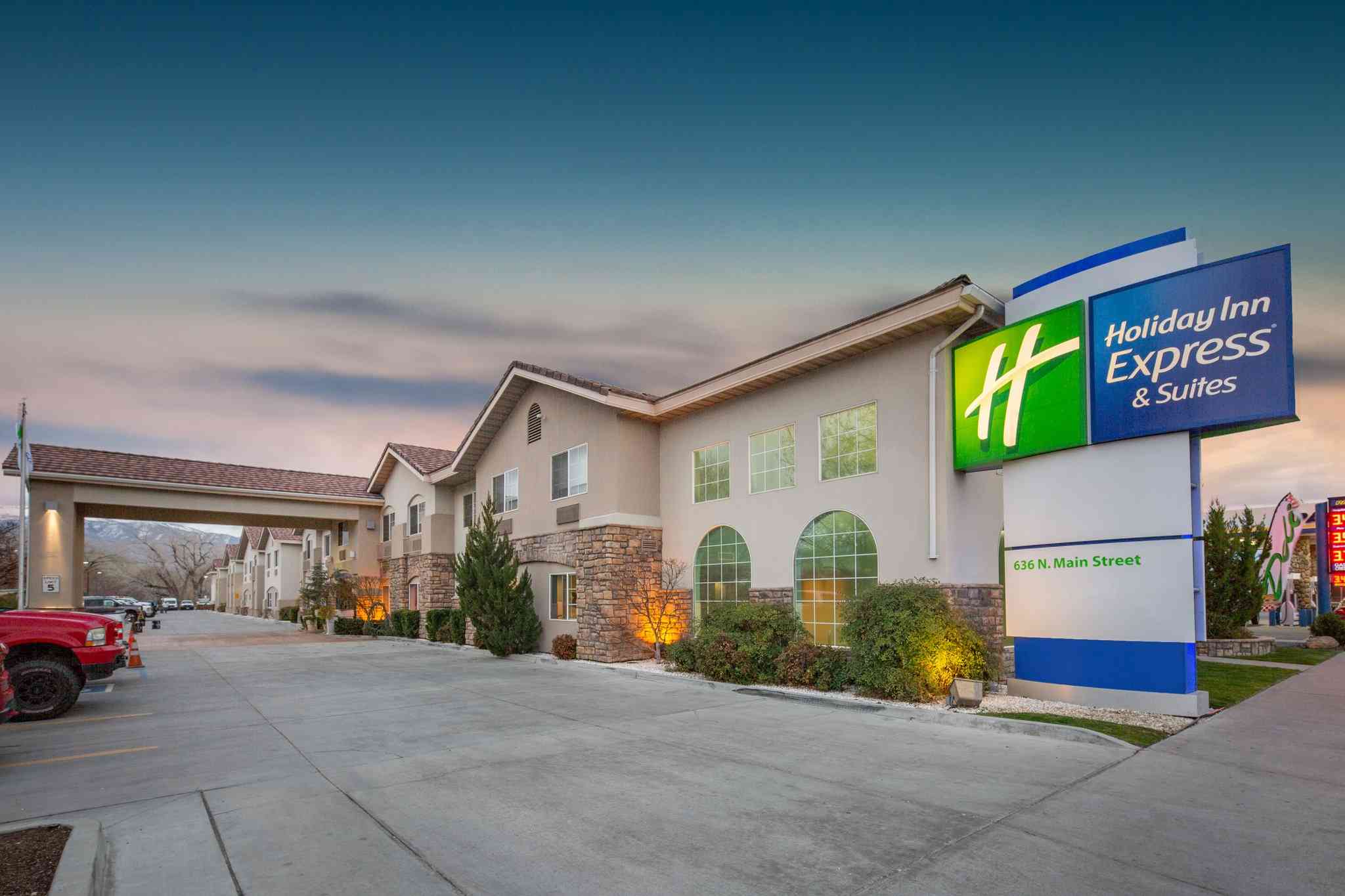 Holiday Inn Express Hotel & Suites Bishop em Bispo, CA