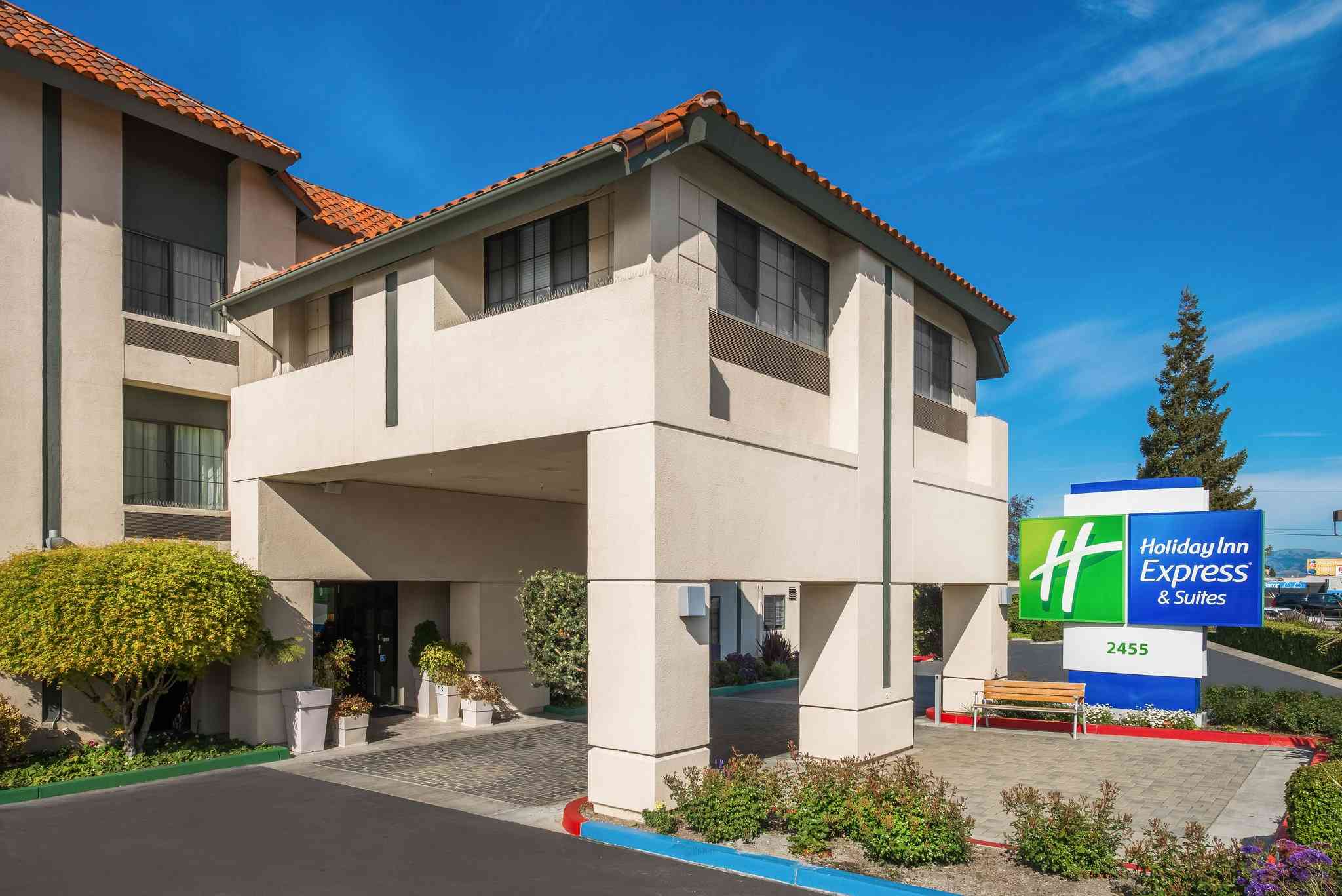 Holiday Inn Express & Suites Santa Clara - Silicon Valley em Santa Clara, CA