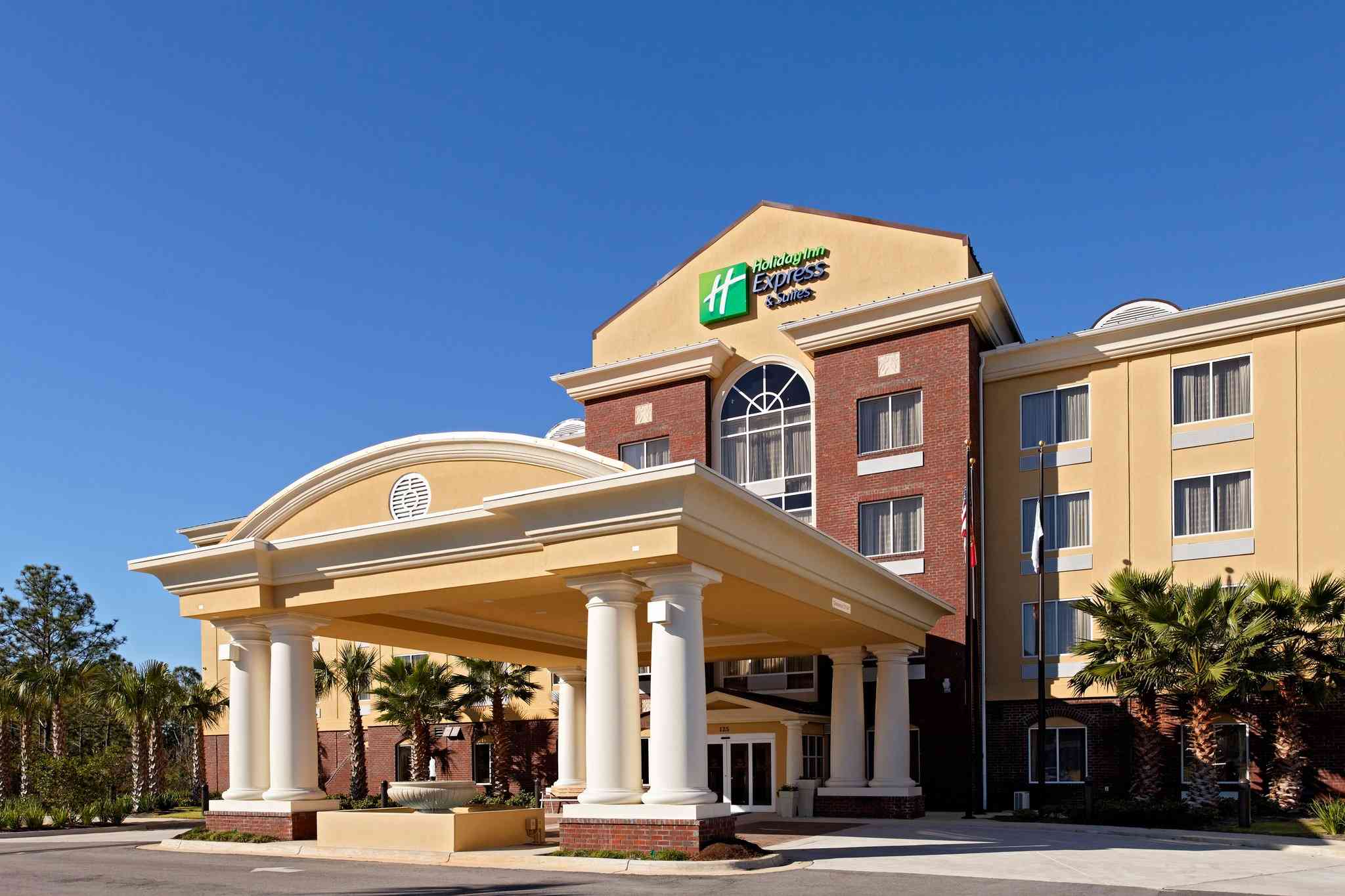 Holiday Inn Express Hotel & Suites Crestview, Crestview, FL