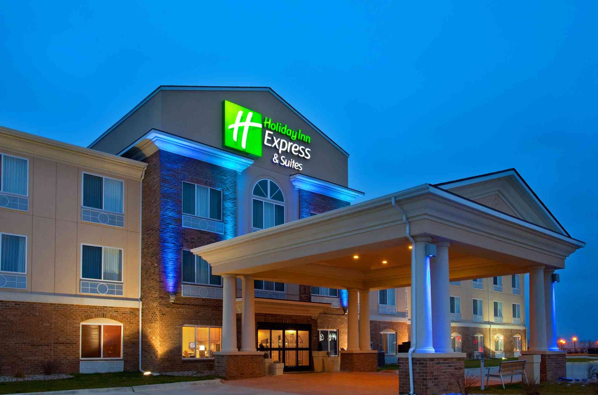 馬通, IL 的 Holiday Inn Express Hotel & Suites Mattoon