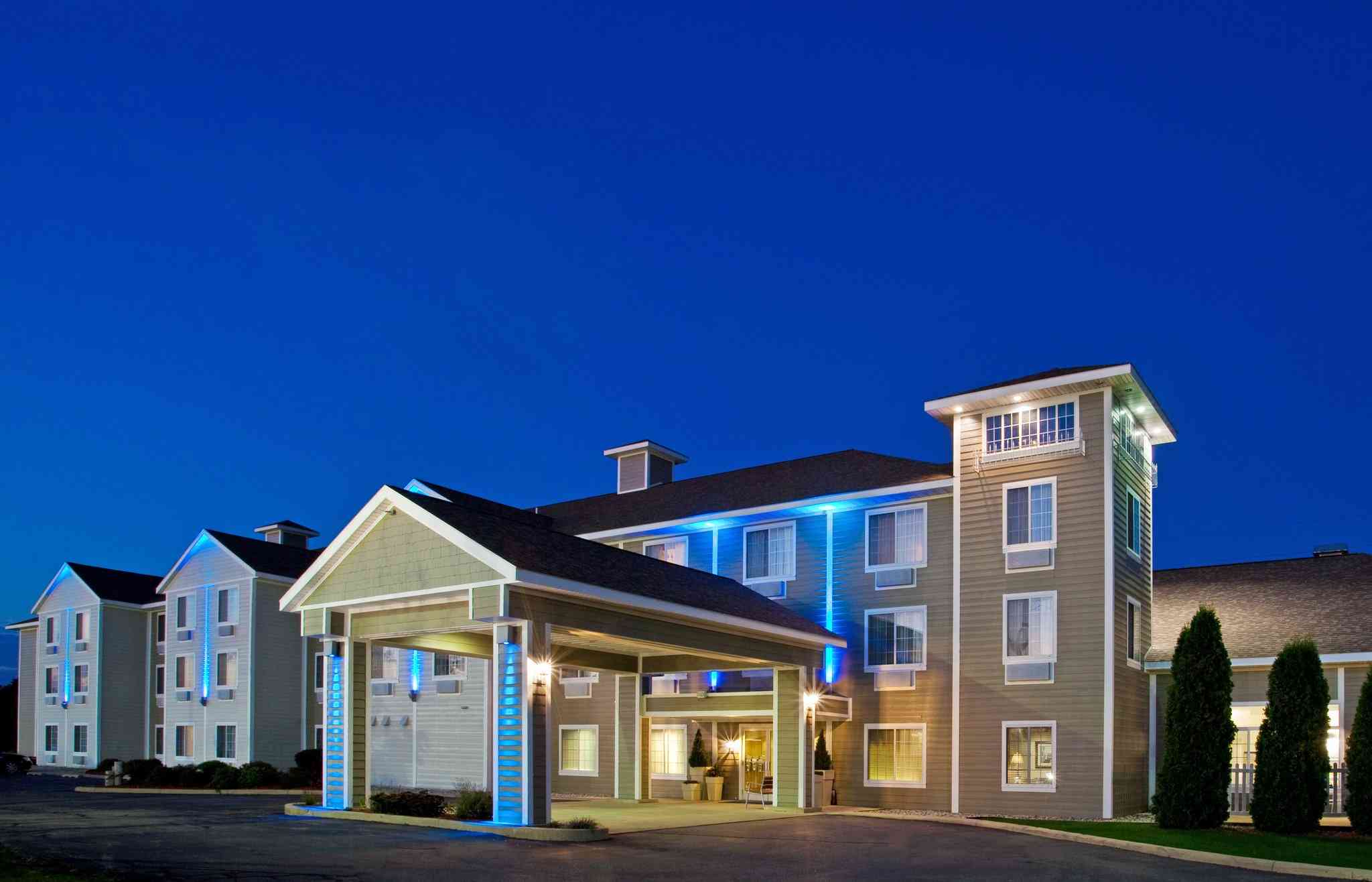 Holiday Inn Express Hotel & Suites New Buffalo a New Buffalo, MI