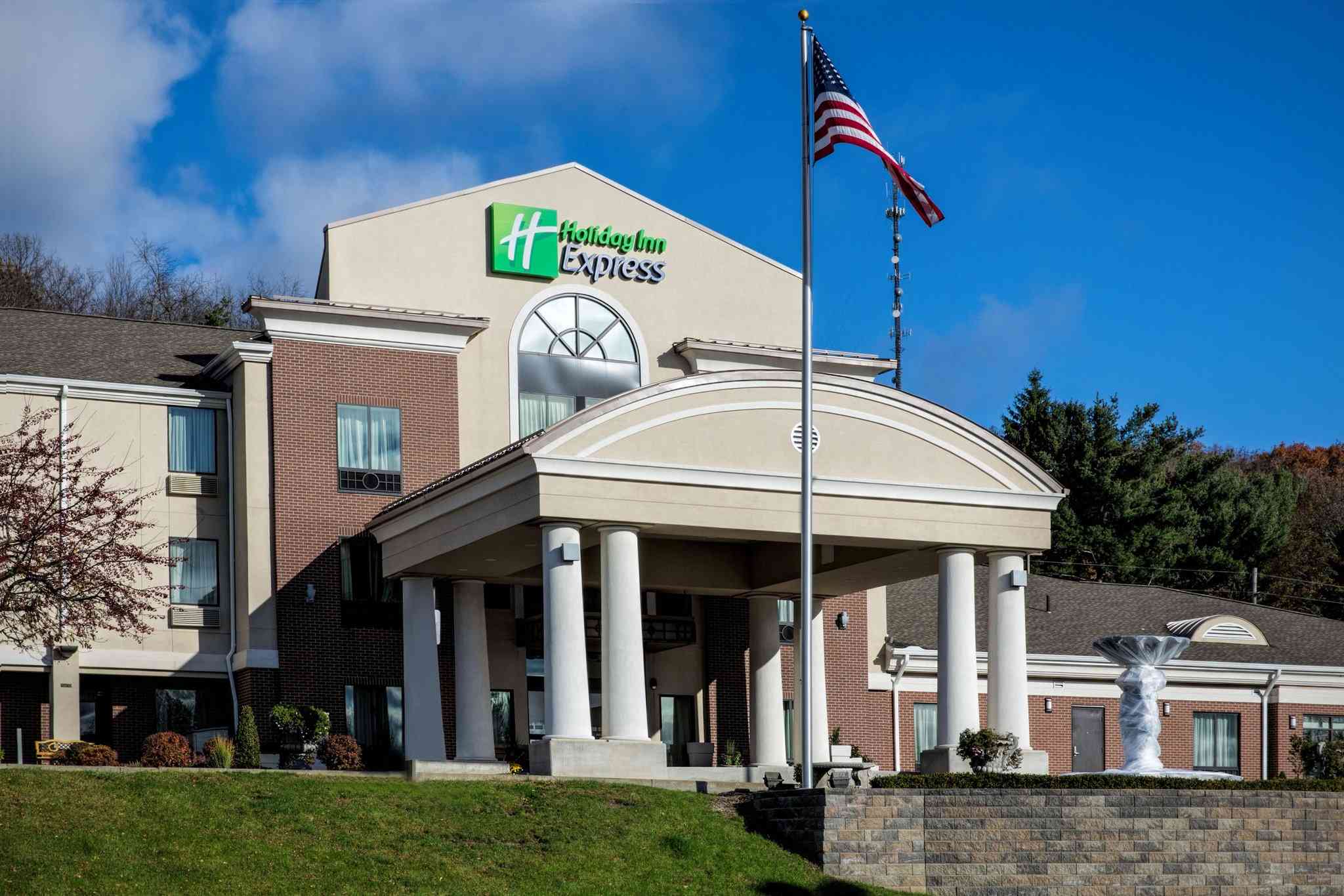 Holiday Inn Express - Meadville (I-79 Exit 147A) в Мидвилл, PA
