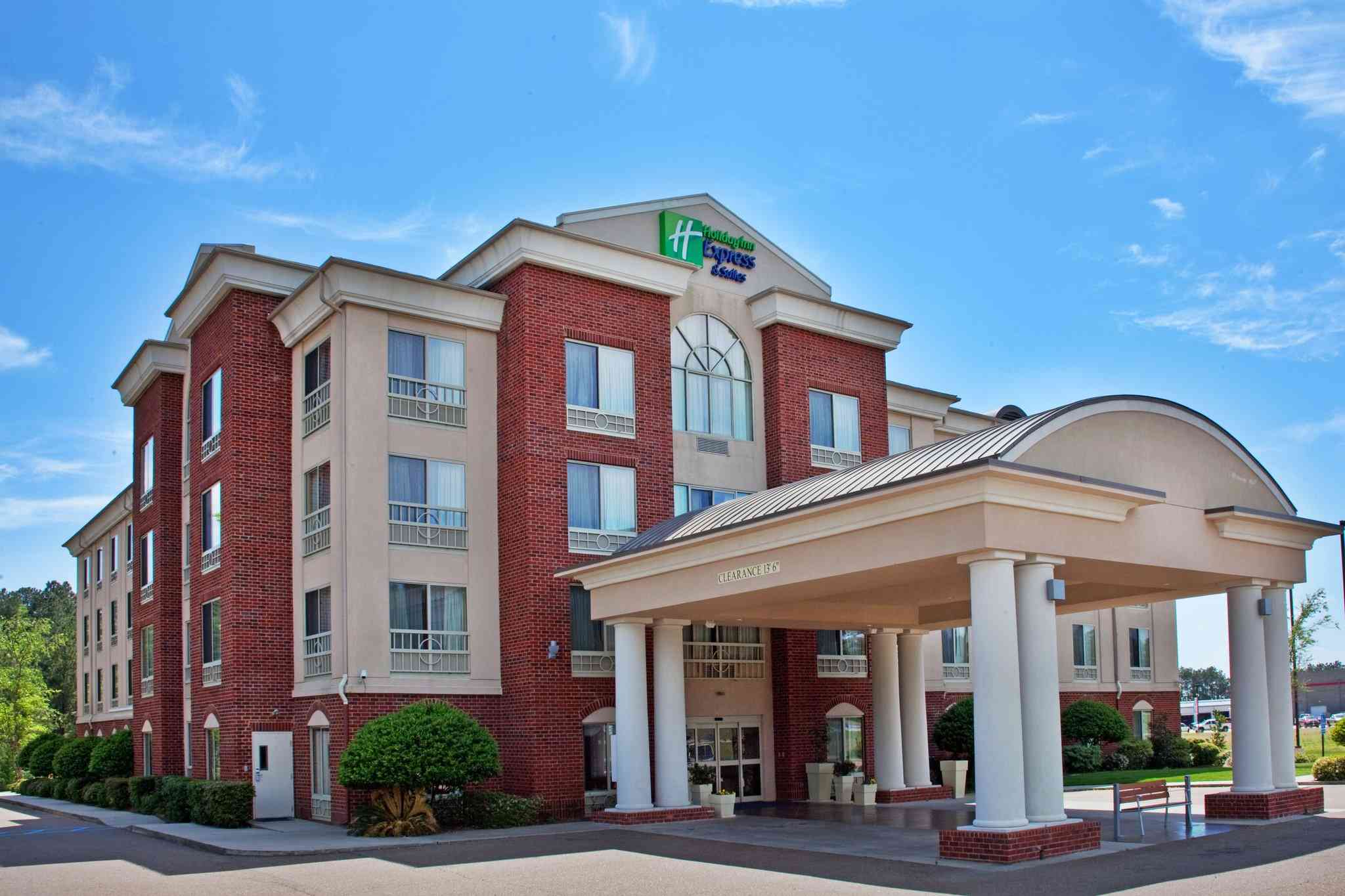 Holiday Inn Express Hotel & Suites West Monroe в Уэст-Монро, LA