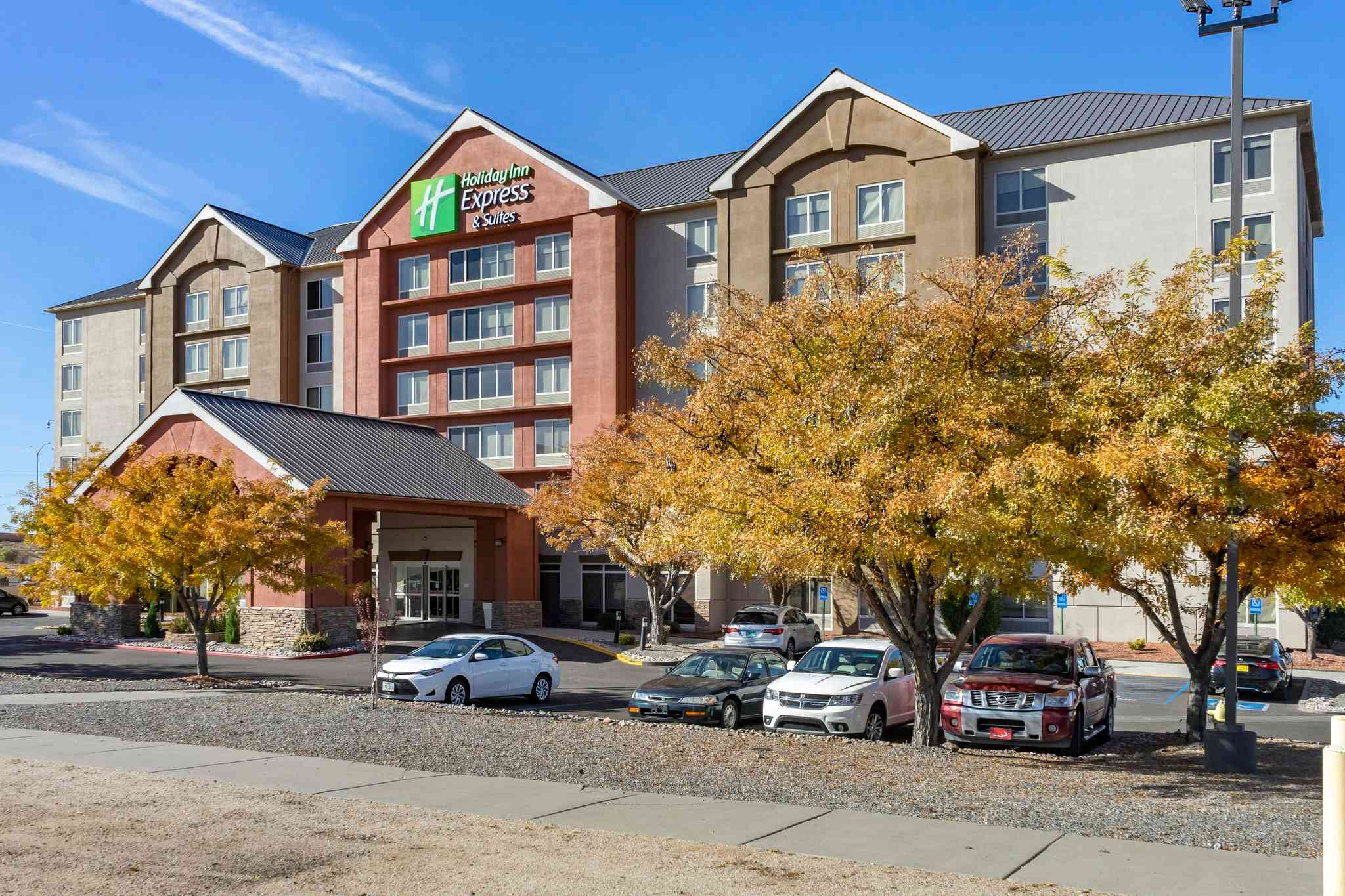 Holiday Inn Express & Suites Albuquerque Midtown em Albuquerque, NM