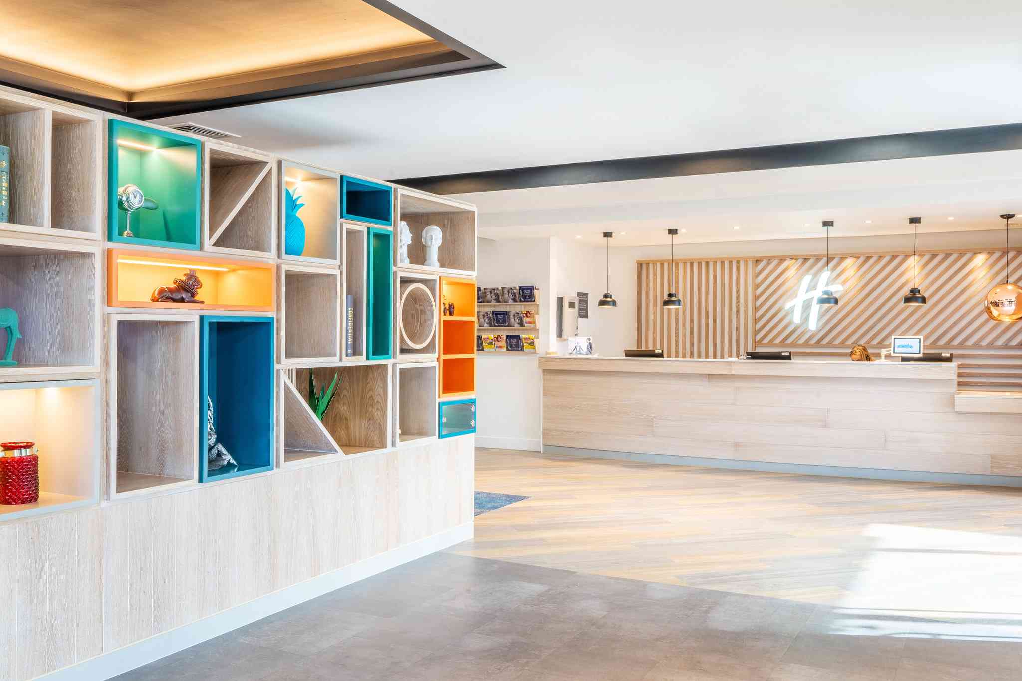 Holiday Inn Stevenage in สตีเวนจ์, GB1