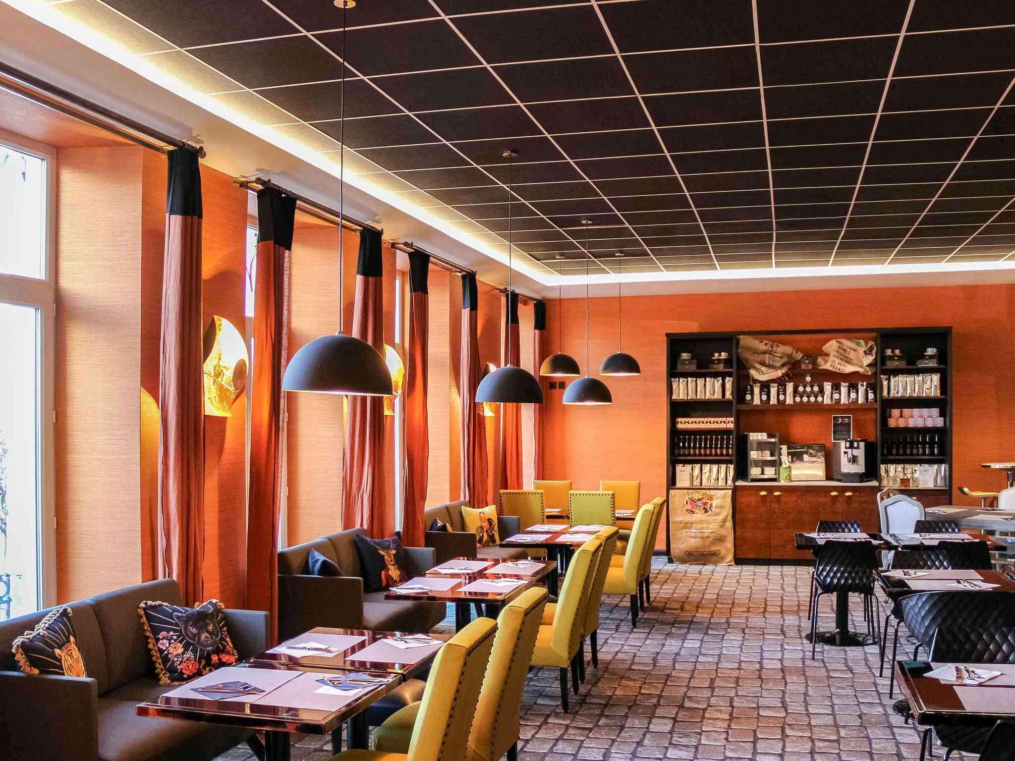 Mercure Strasbourg Gare Centrale в Strasbourg, FR