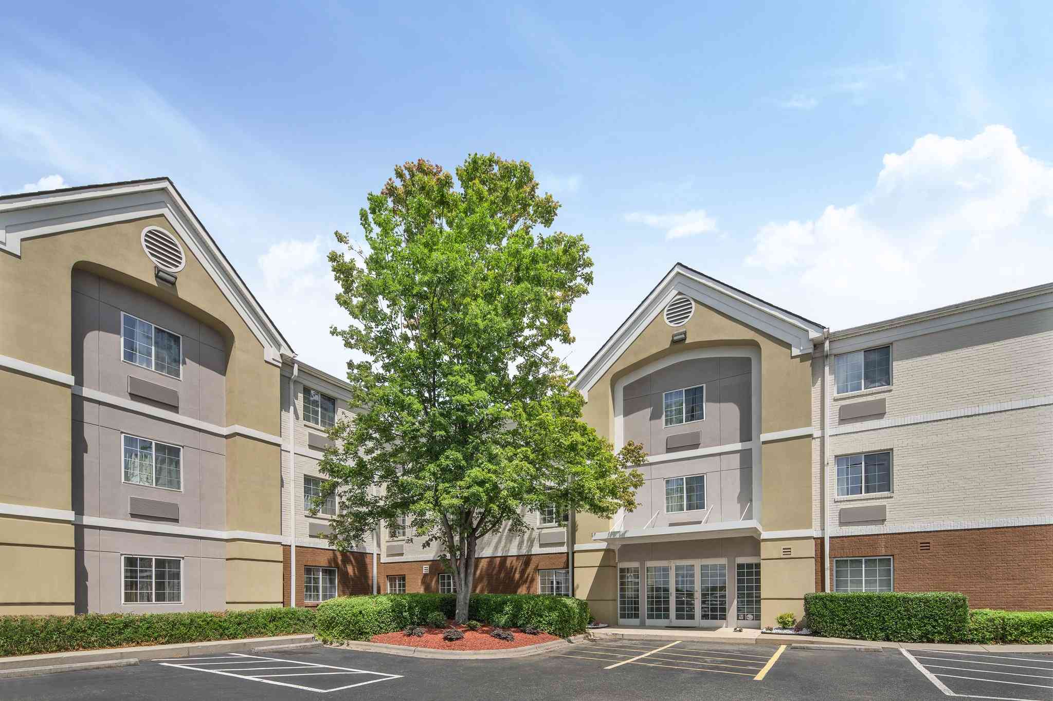 Candlewood Suites Huntersville - Lake Norman Area a Huntersville, NC