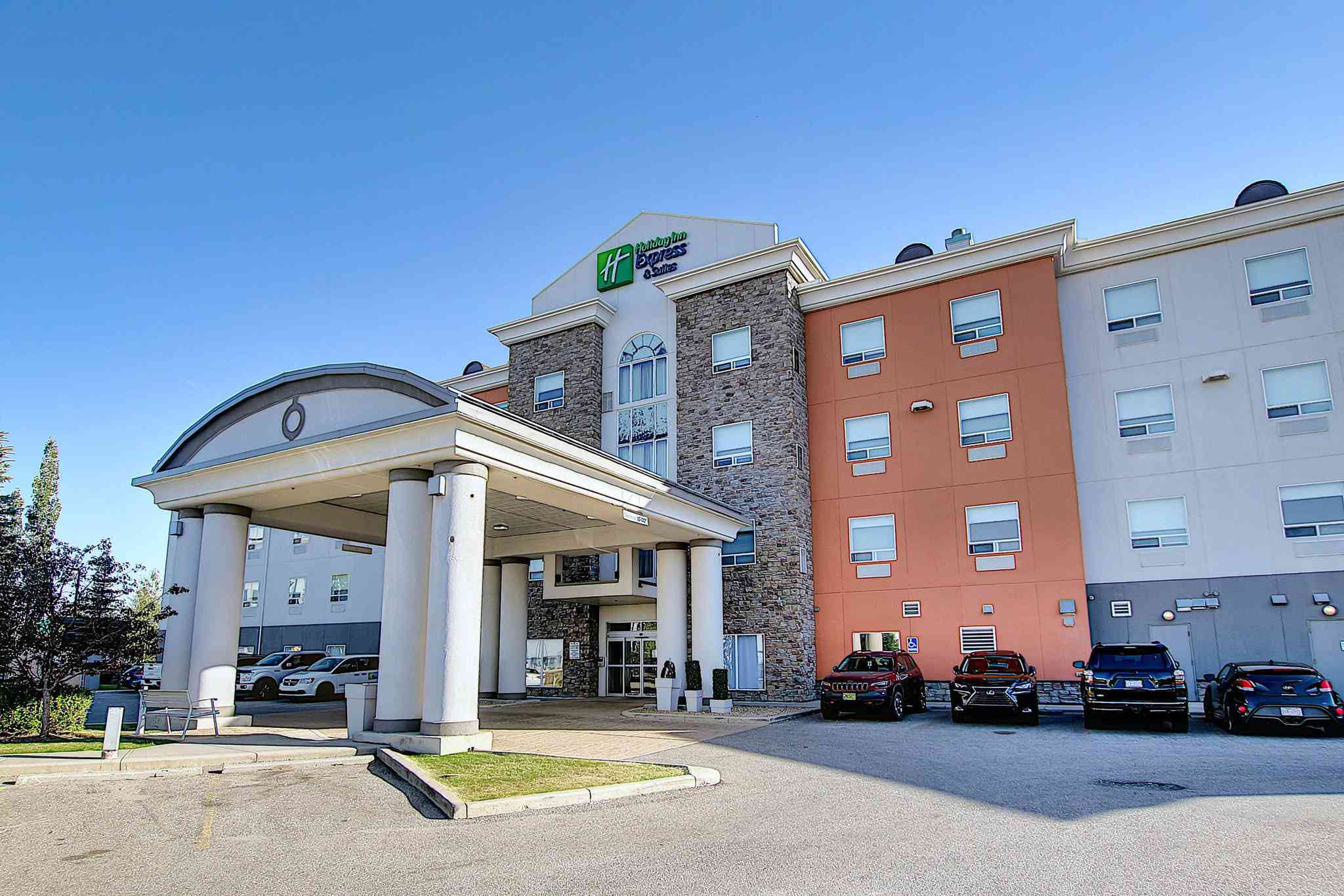 卡尔加里, AB 的 Holiday Inn Express & Suites Airport-Calgary