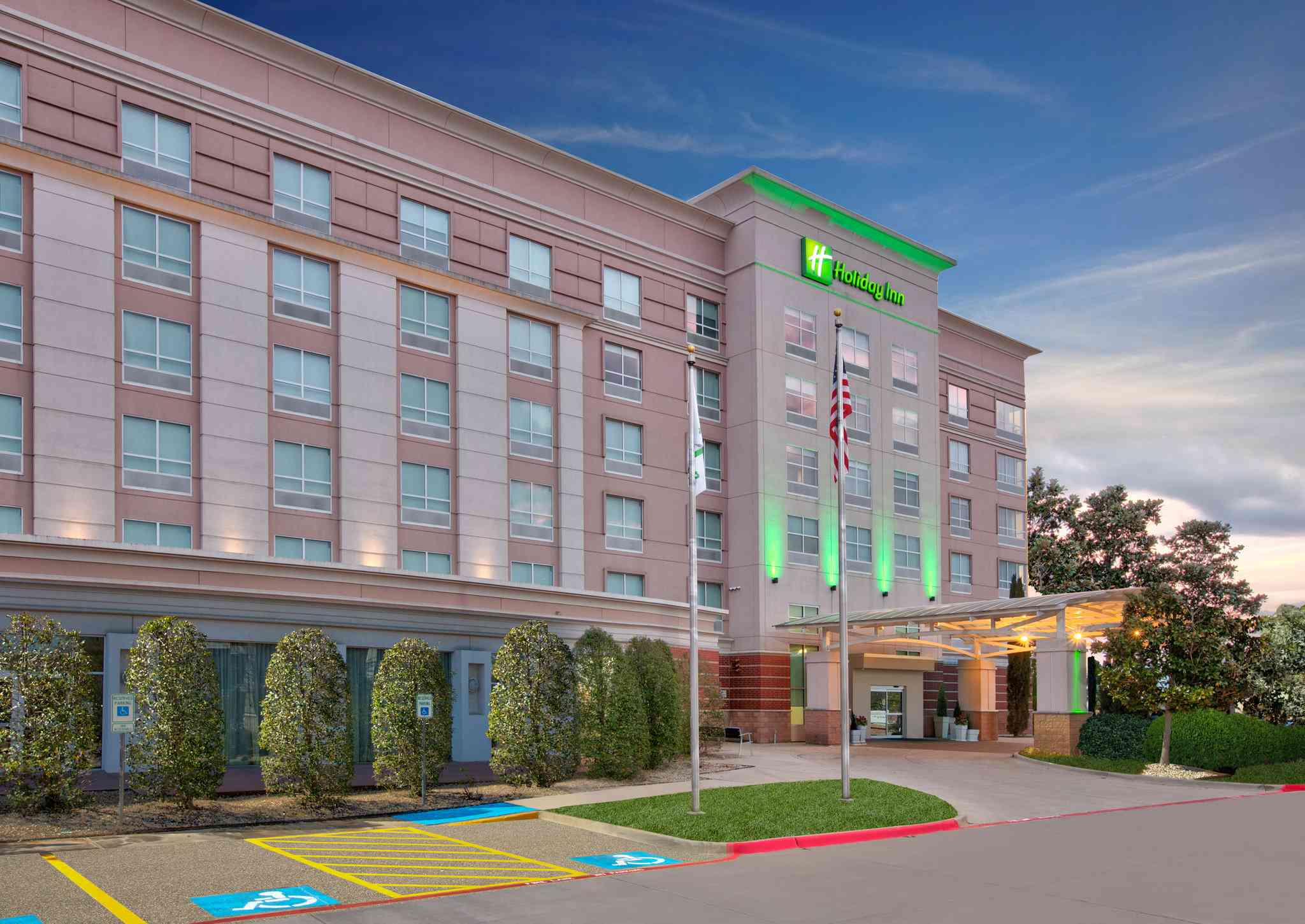 Holiday Inn DFW Airport South in ฟอร์ตเวิร์ท, TX