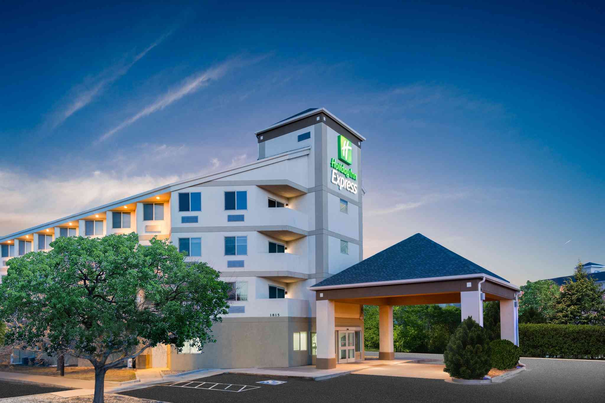 Holiday Inn Express Hotel Colorado Springs a Colorado Springs, CO