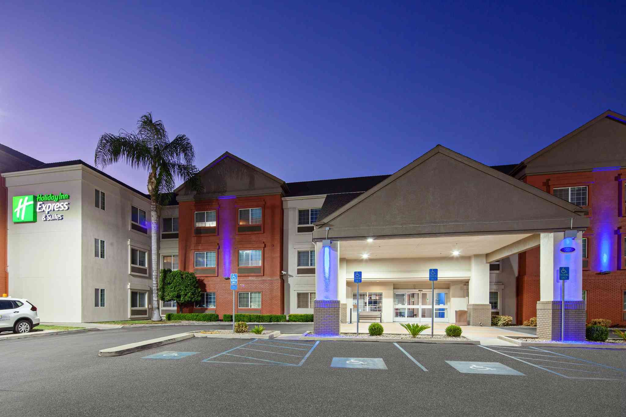 Holiday Inn Express & Suites Tulare en Tulare, CA
