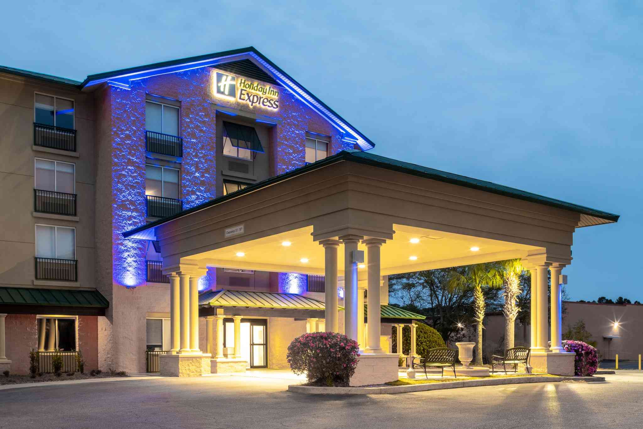 Holiday Inn Express Hotel & Suites Bluffton @ Hilton Head Area, Bluffton, SC
