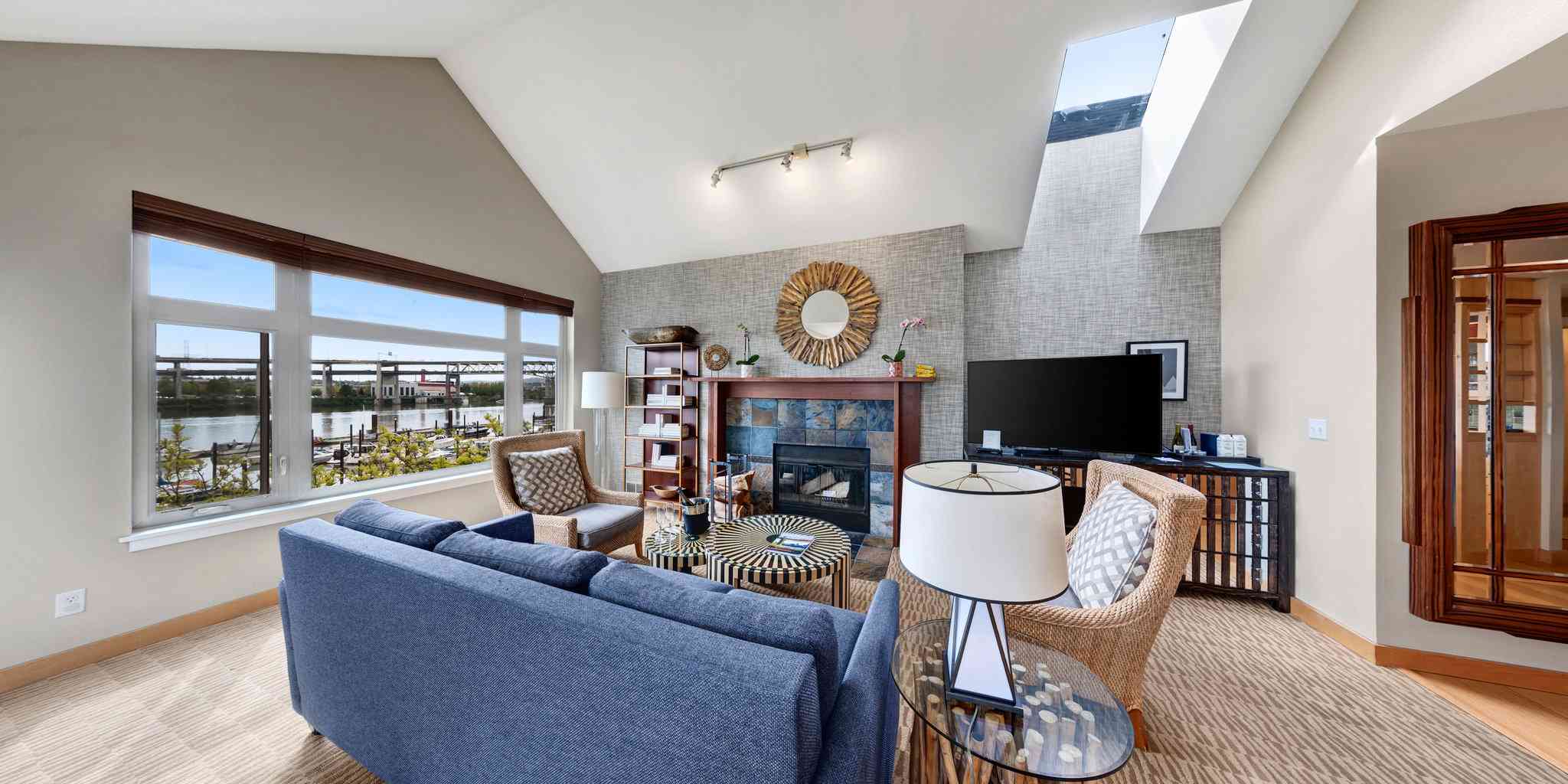 波特蘭, OR 的 Kimpton Riverplace Hotel