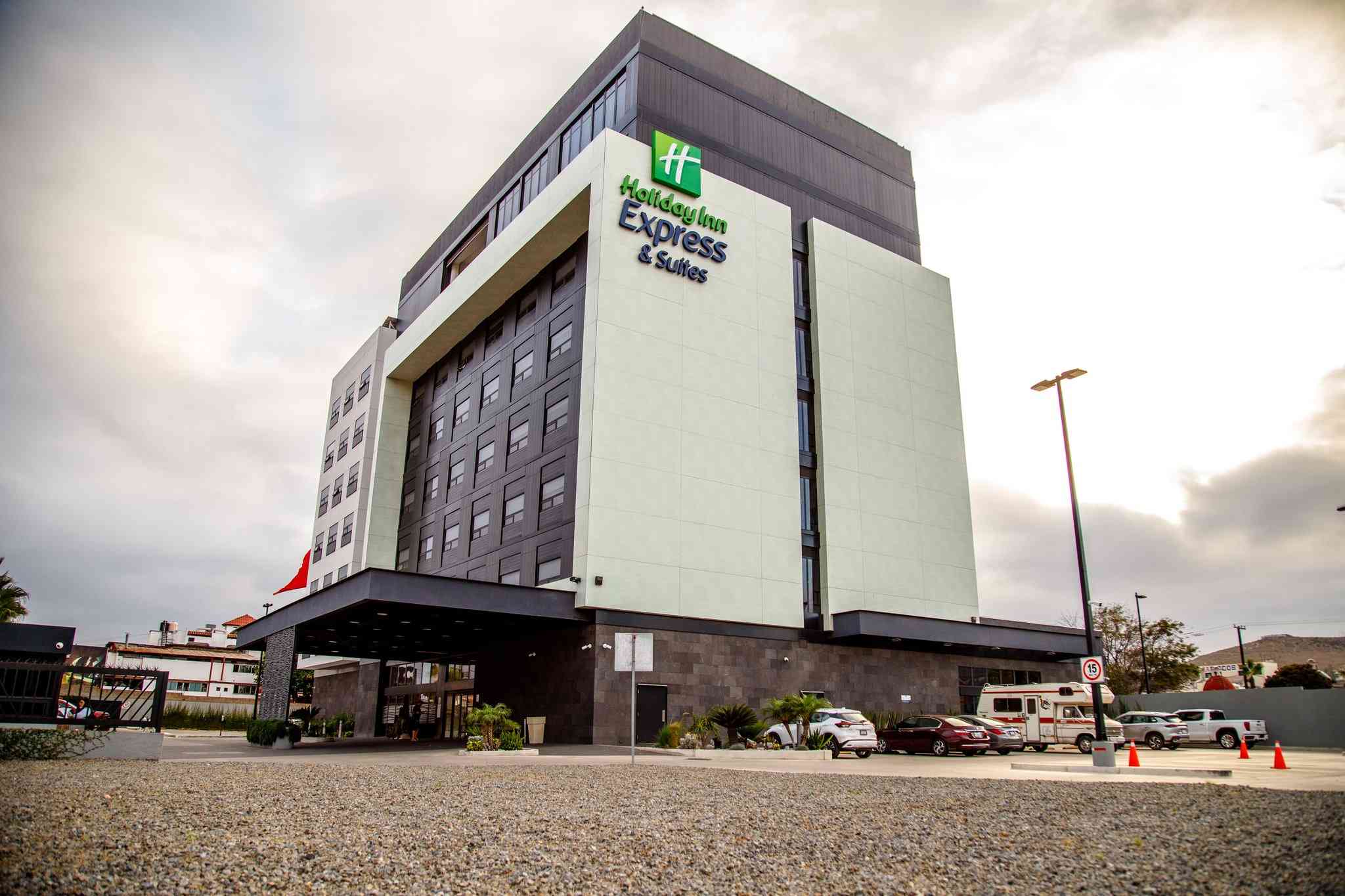 恩塞纳达, MX 的 Holiday Inn Express & Suites Ensenada Centro