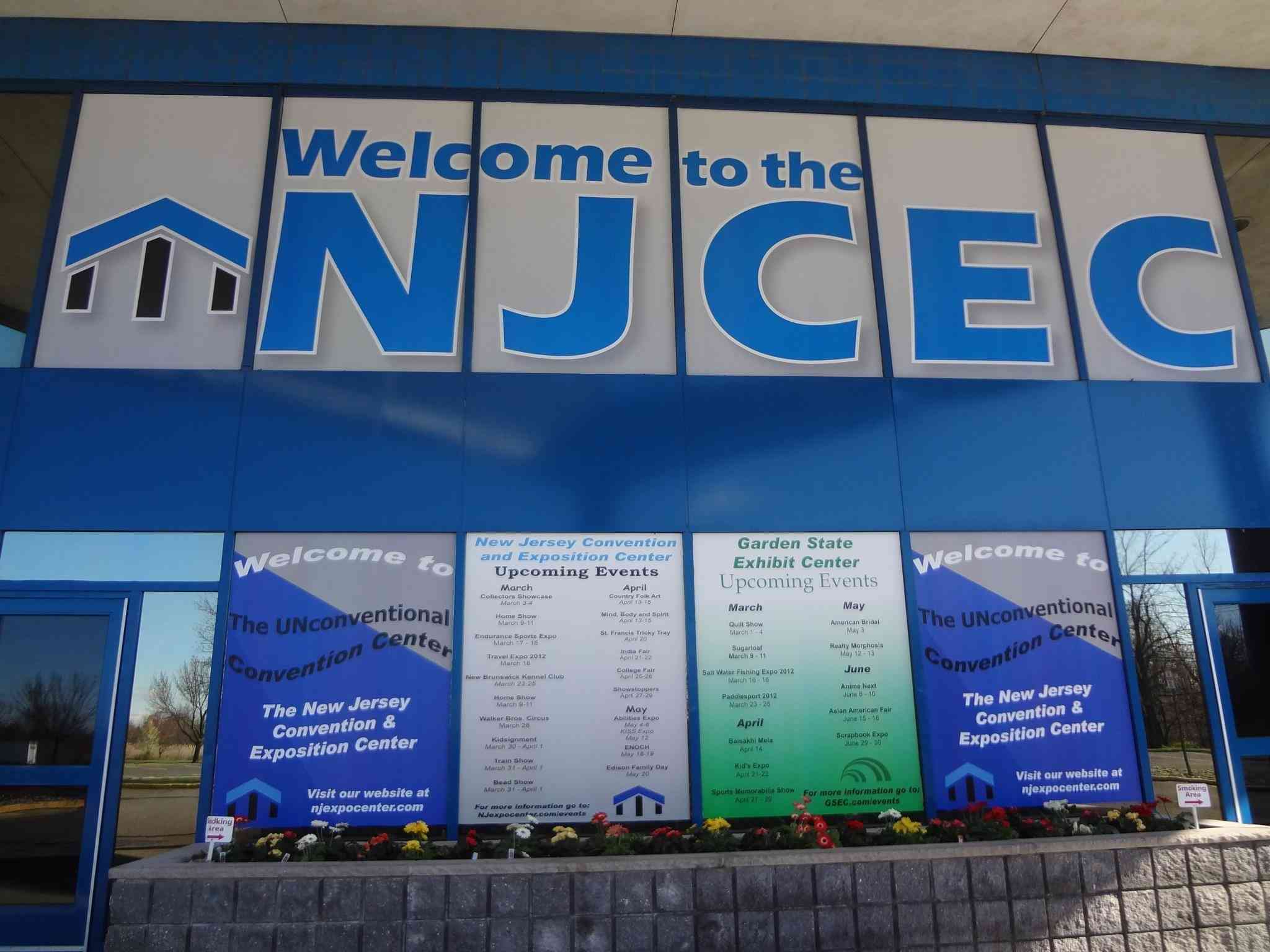 Crowne Plaza Edison - Newly Renovated Property в Эдисон, NJ