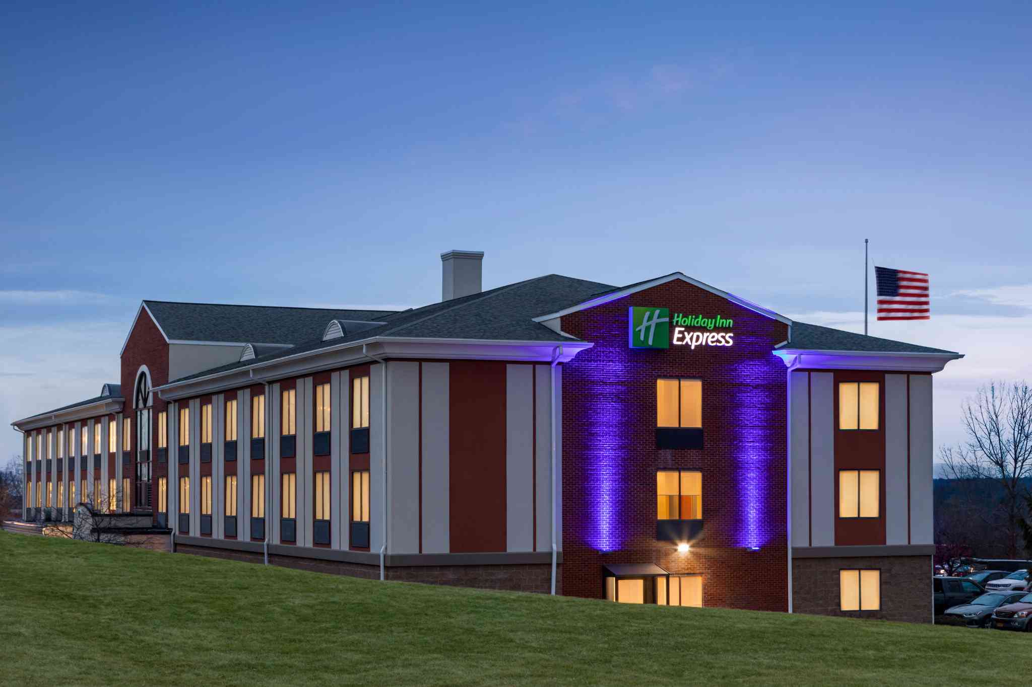 Holiday Inn Express Hotel & Suites East Greenbush (Albany-Skyline) в Ренсселер, NY