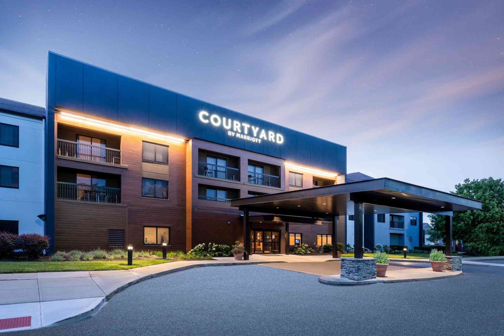 Courtyard by Marriott Columbus Airport i Columbus, OH