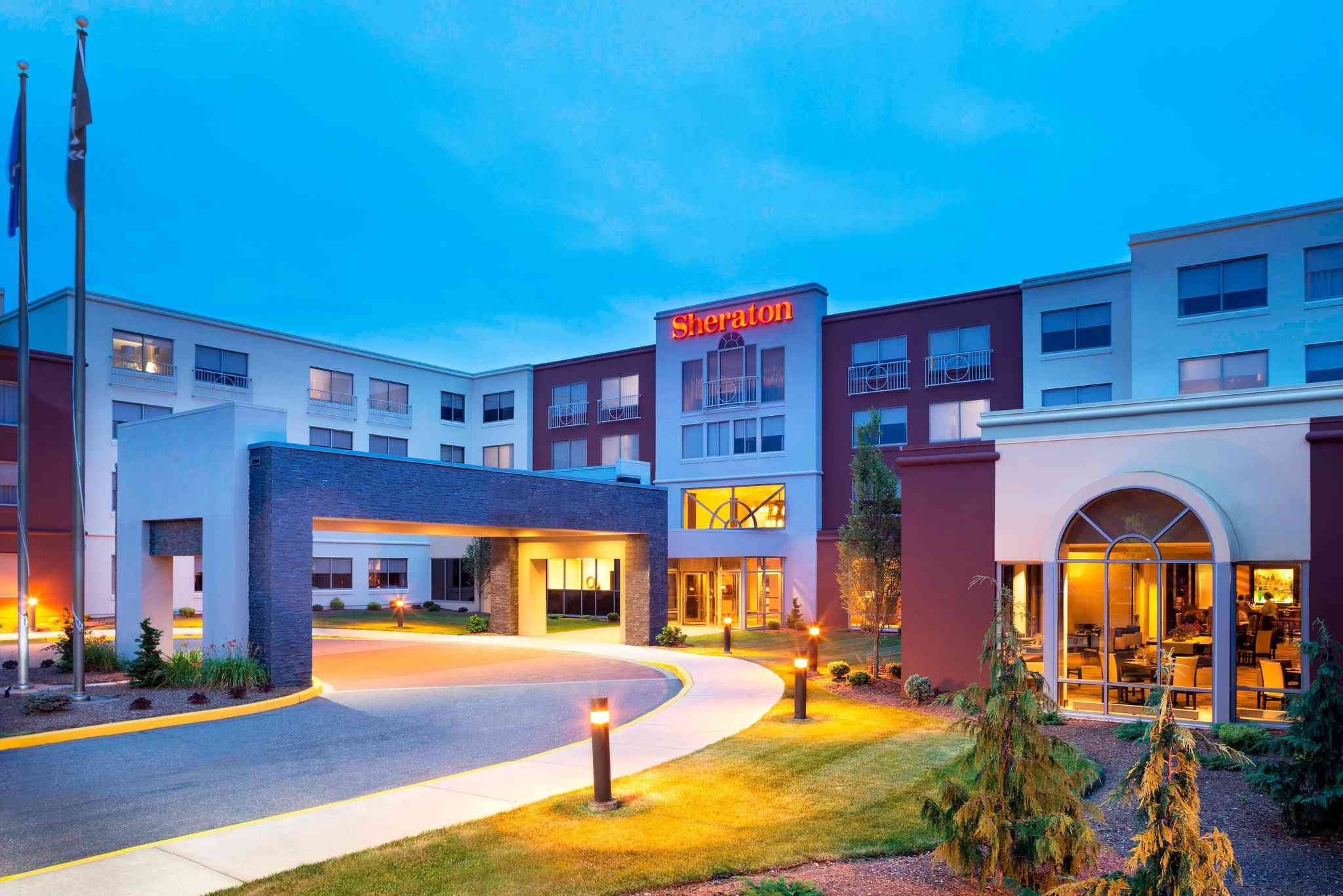 Sheraton Hartford South Hotel в Rocky Hill, CT