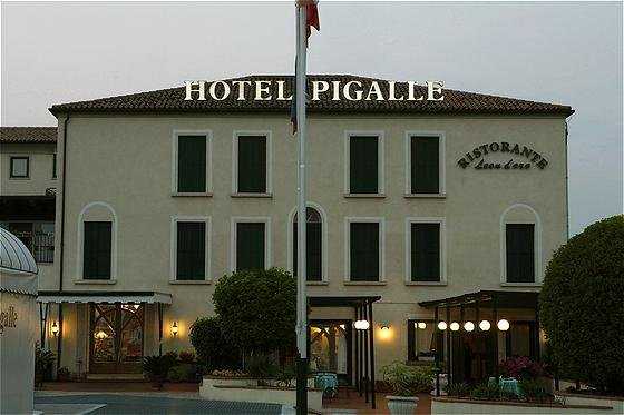 Hotel Pigalle a Tezze sul Brenta, IT