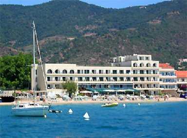 Toulon, FR 的 Hotel Cavaliere Sur Plage