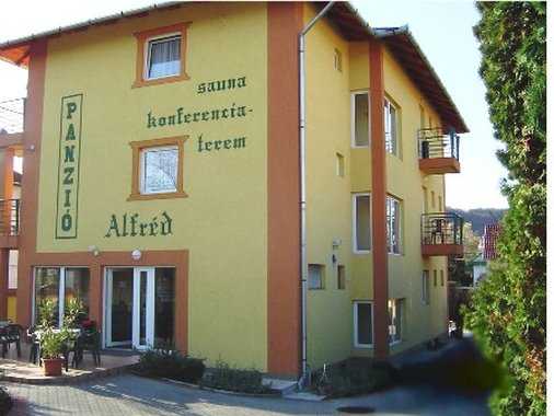 Alfred Panzio, Budapest, HU